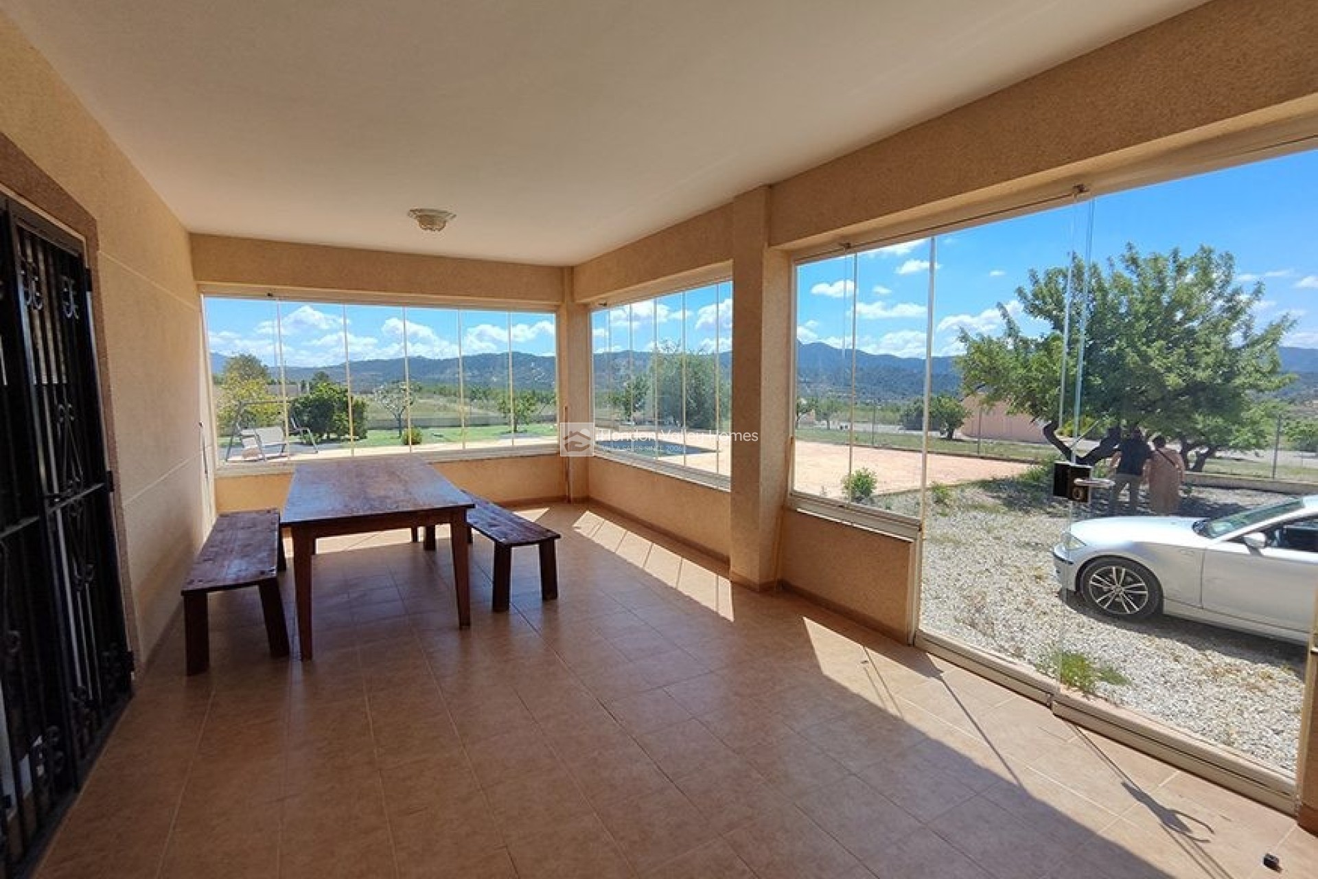 Resale - Villa - Macisvenda