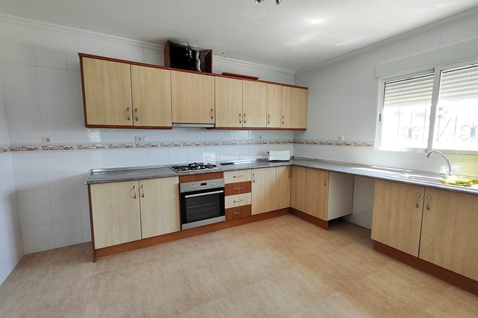 Resale - Villa - Macisvenda