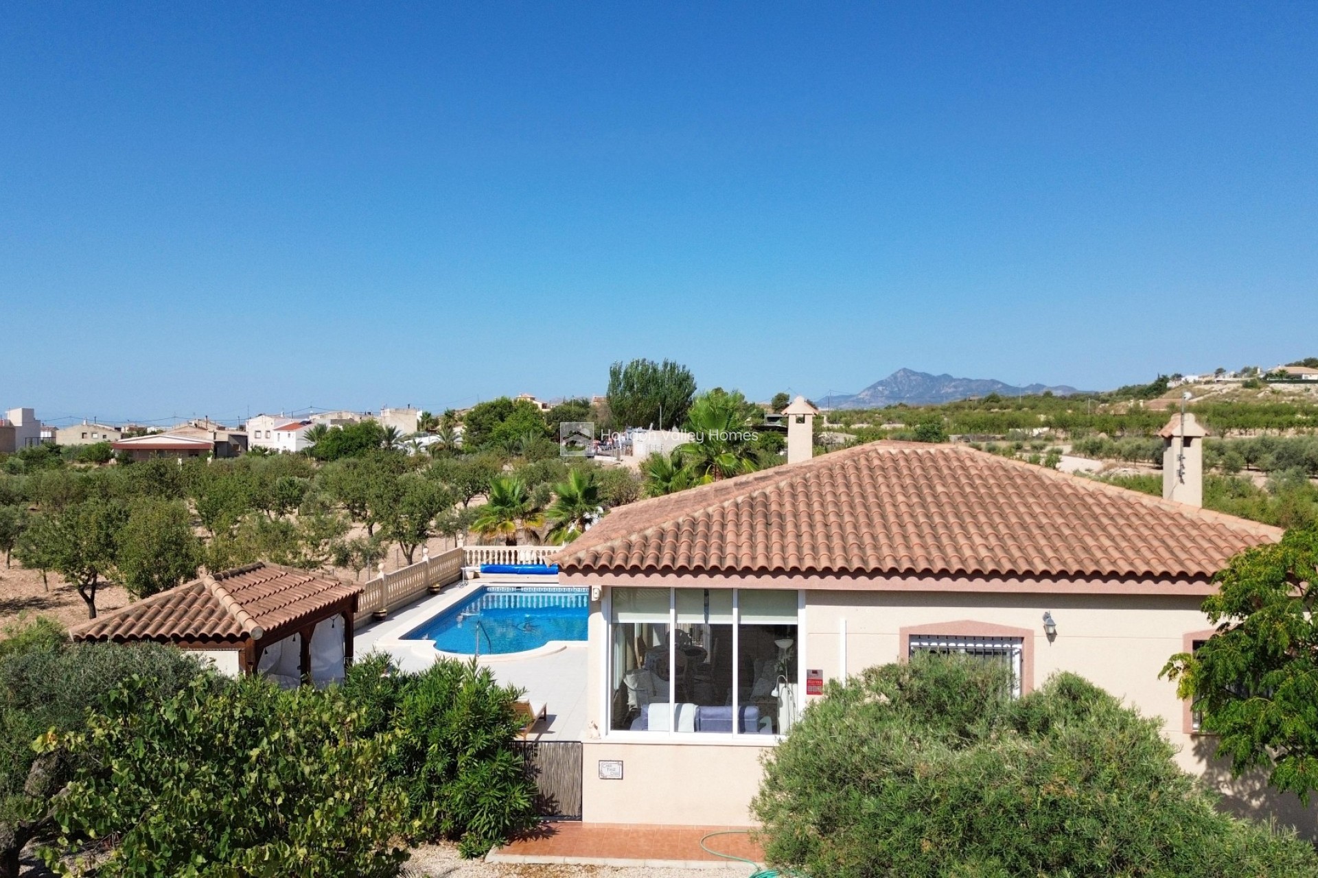 Resale - Villa - Macisvenda