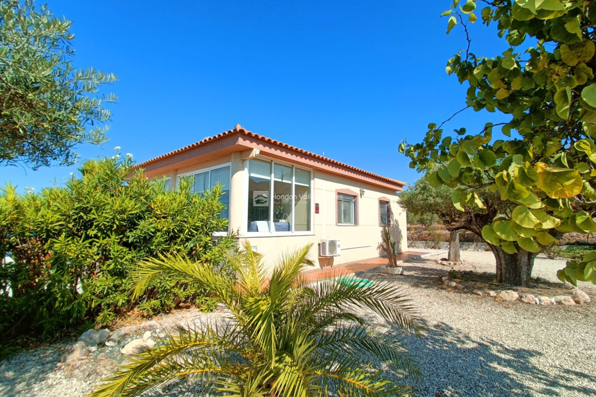 Resale - Villa - Macisvenda