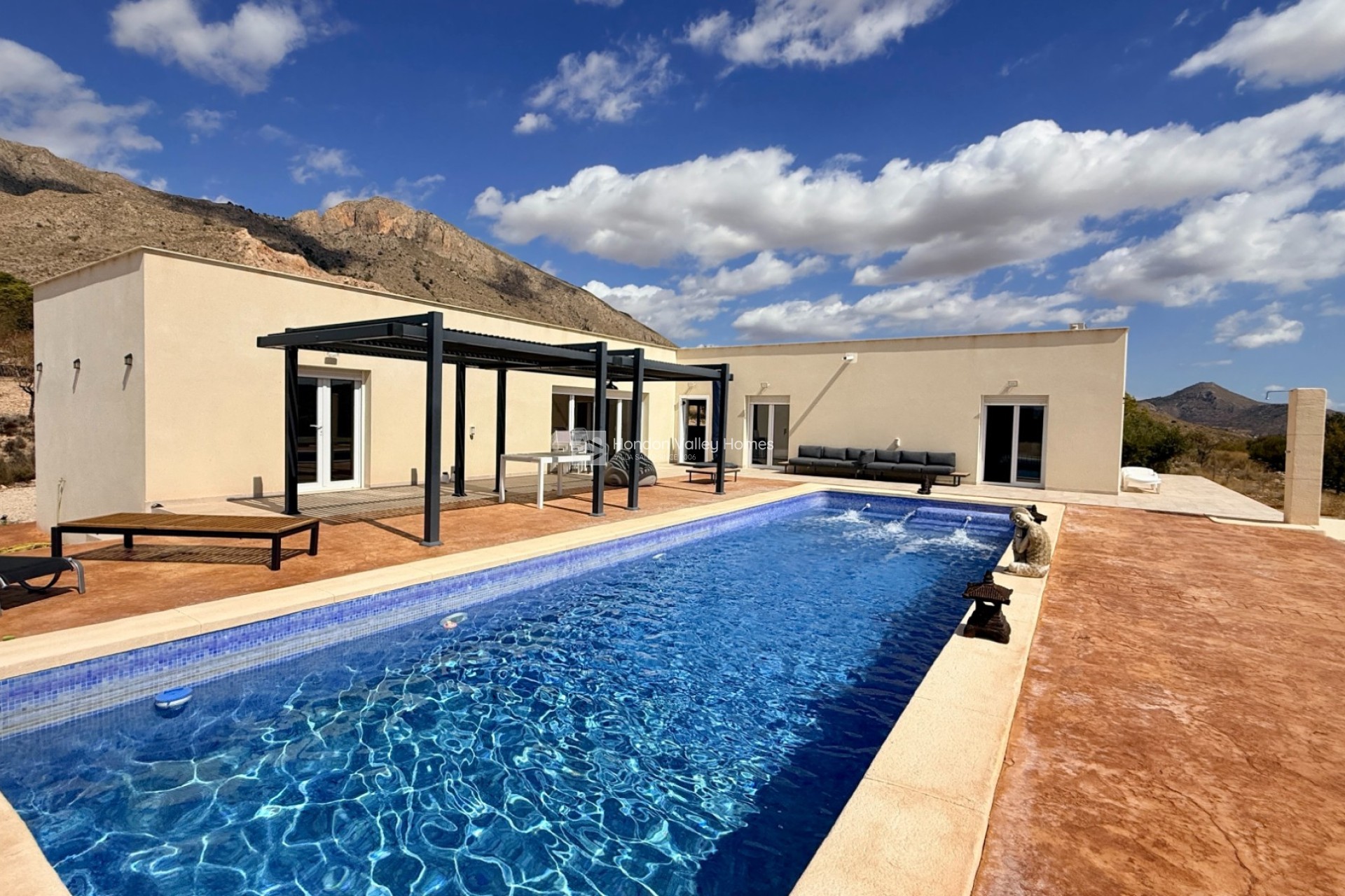 Resale - Villa - Macisvenda