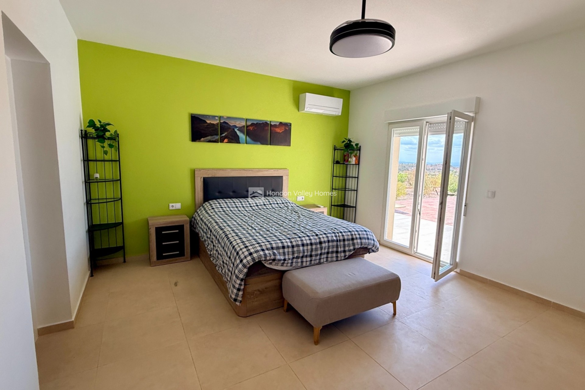 Resale - Villa - Macisvenda