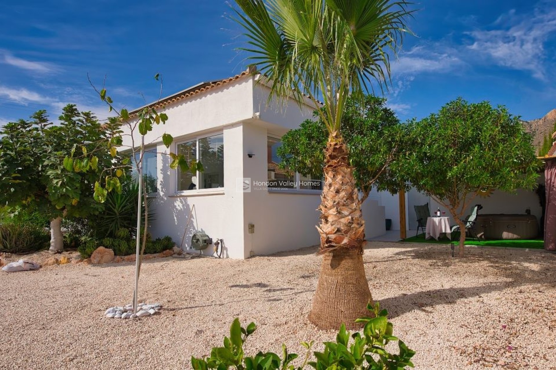 Resale - Villa - Macisvenda