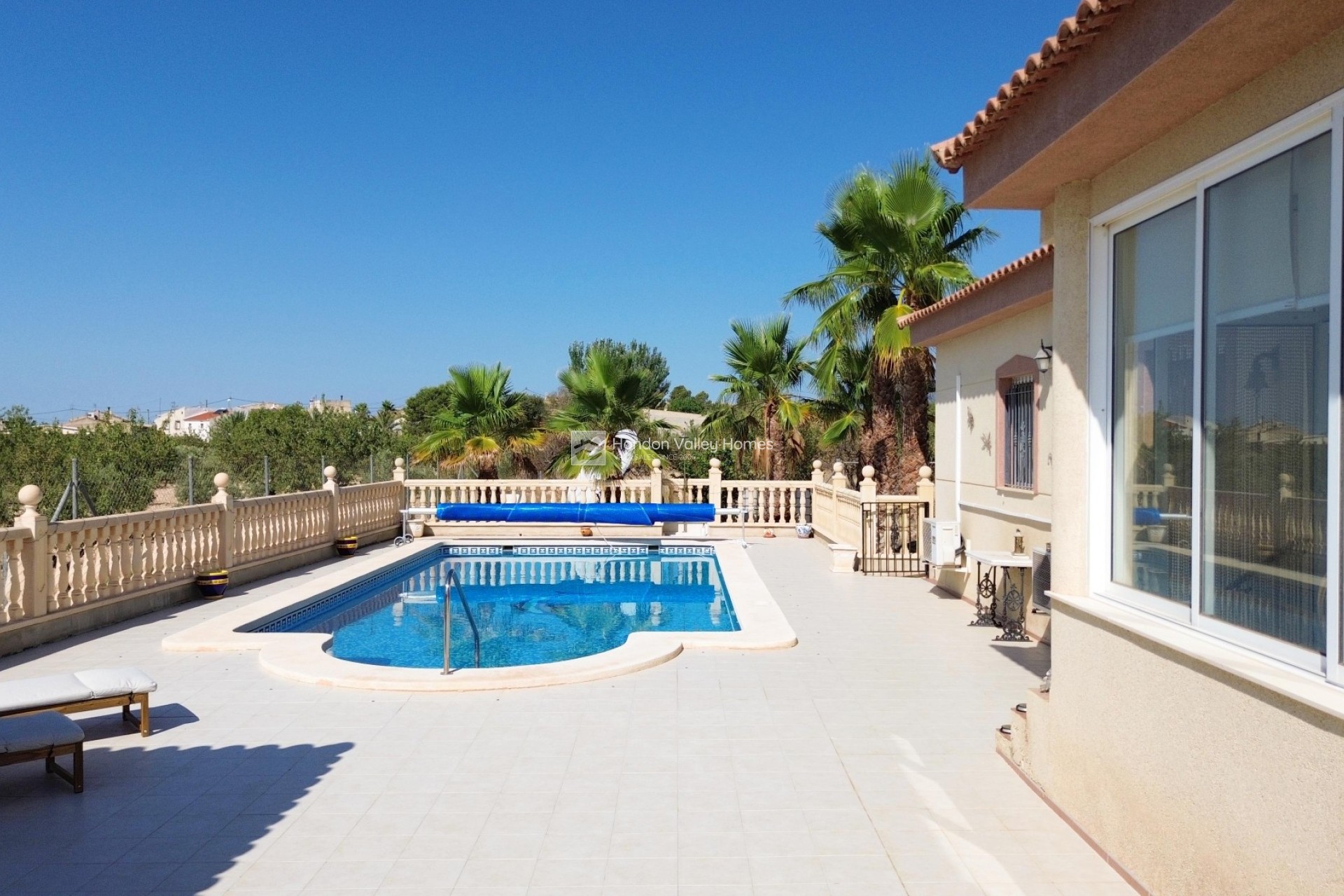 Resale - Villa - Macisvenda