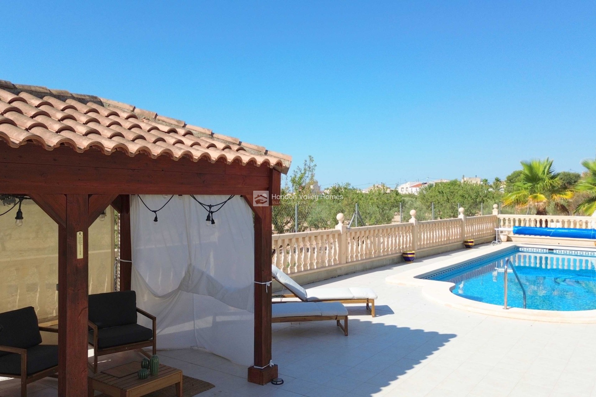 Resale - Villa - Macisvenda