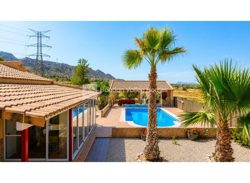 Resale - Villa - Macisvenda