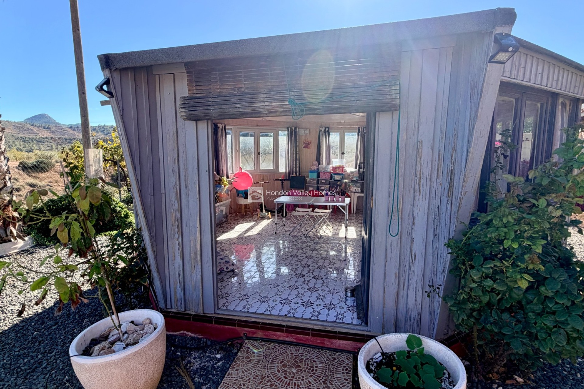 Resale - Villa * - Macisvenda