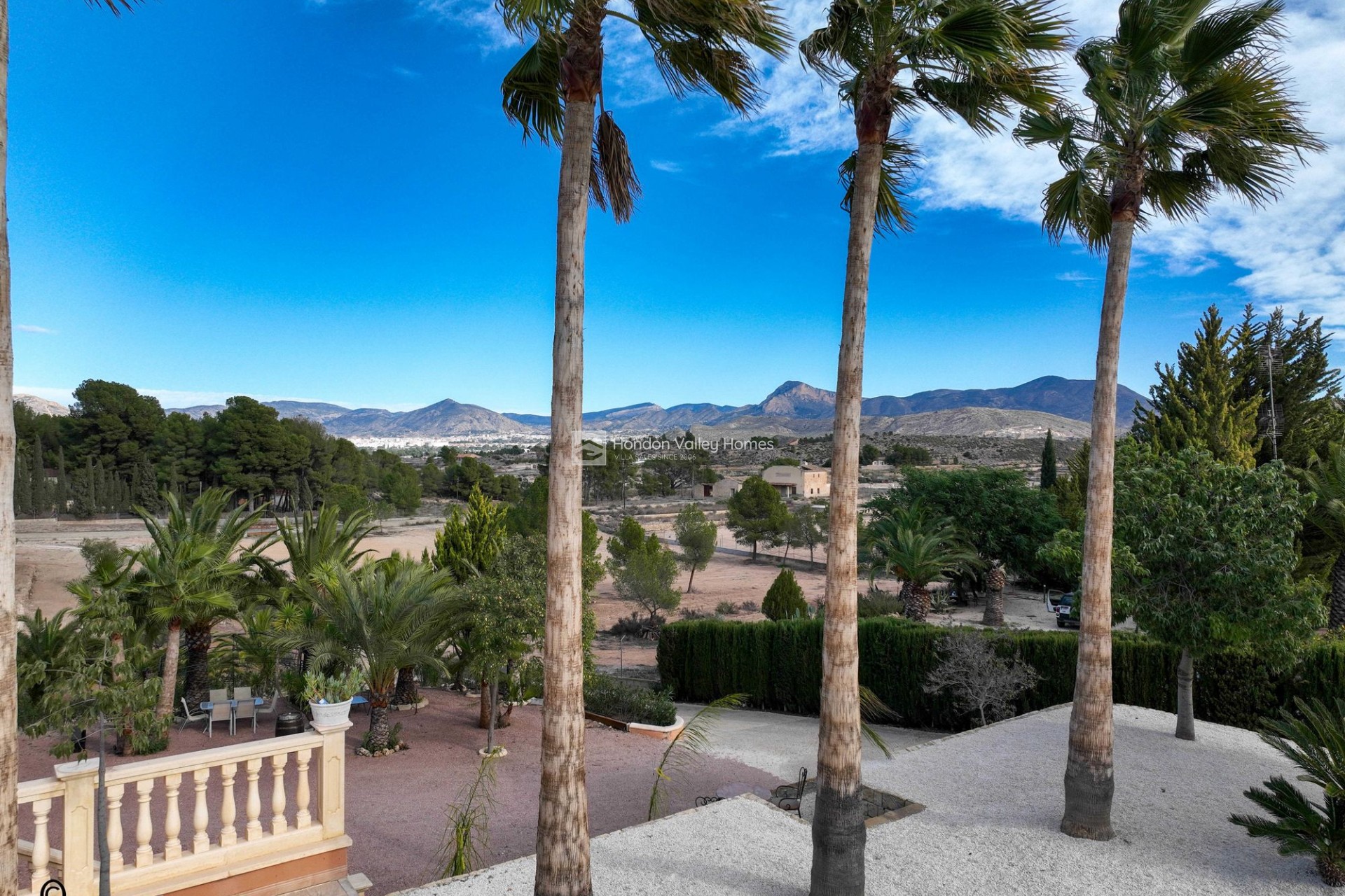 Resale - Villa - Monovar