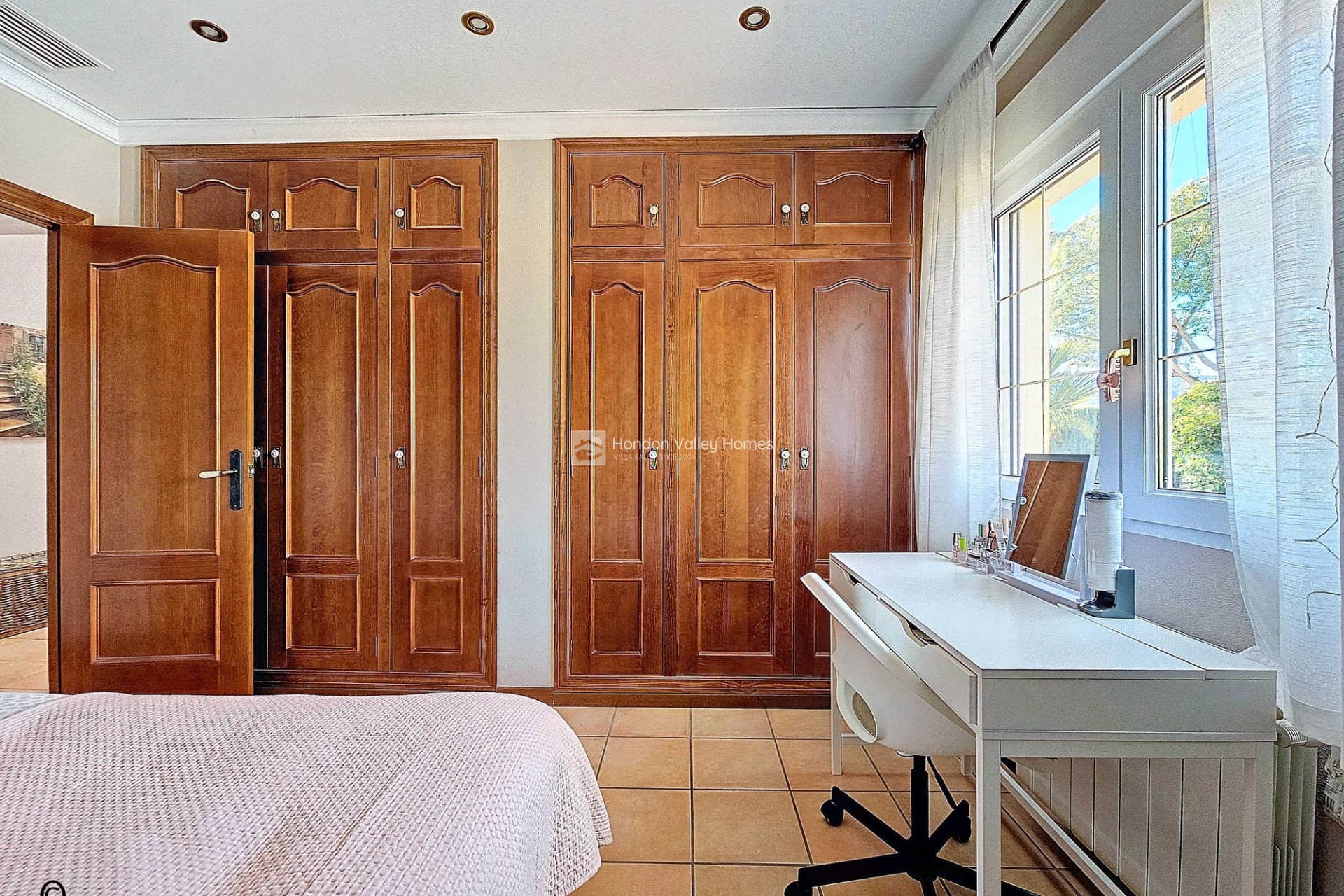 Resale - Villa - Monovar