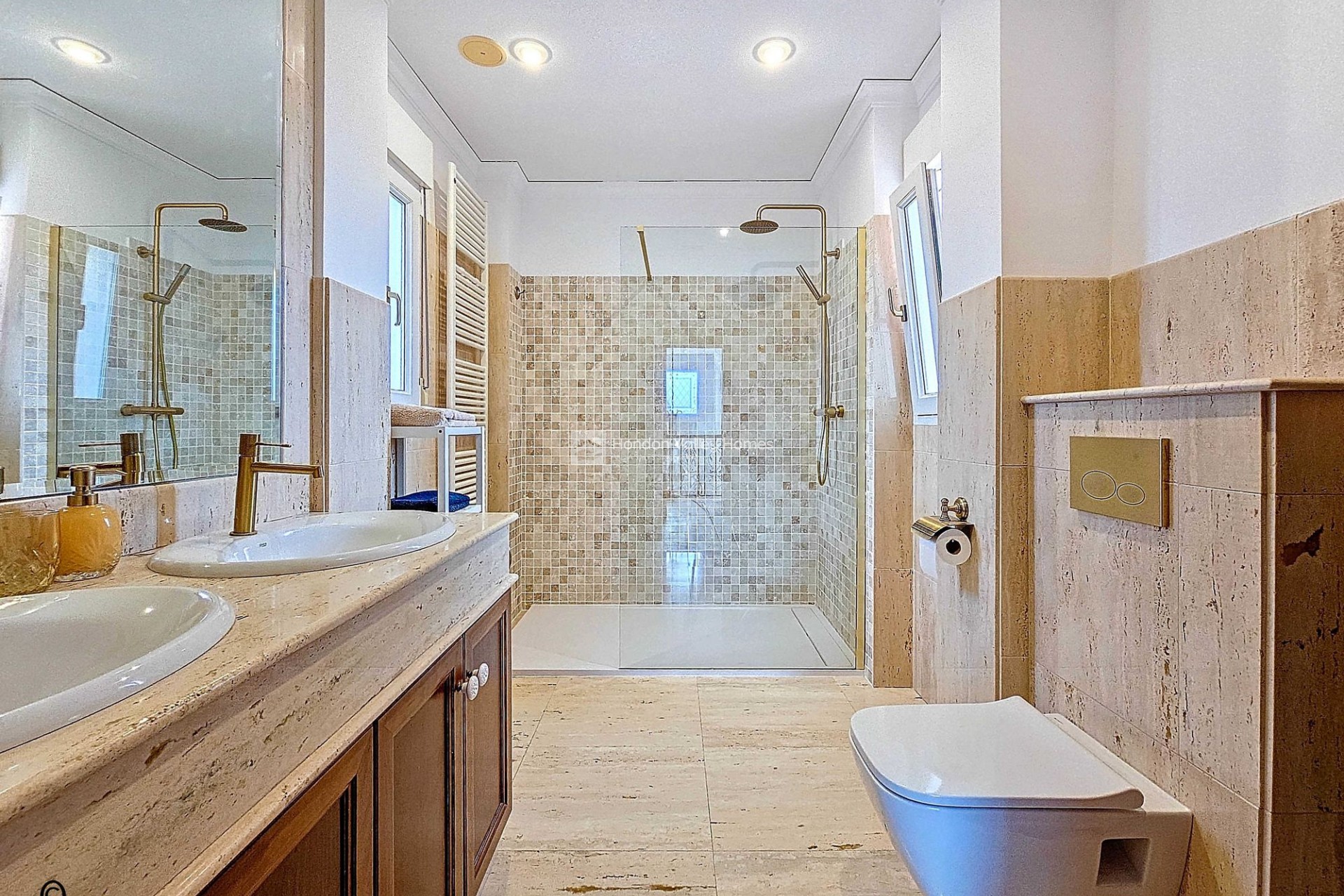 Resale - Villa - Monovar