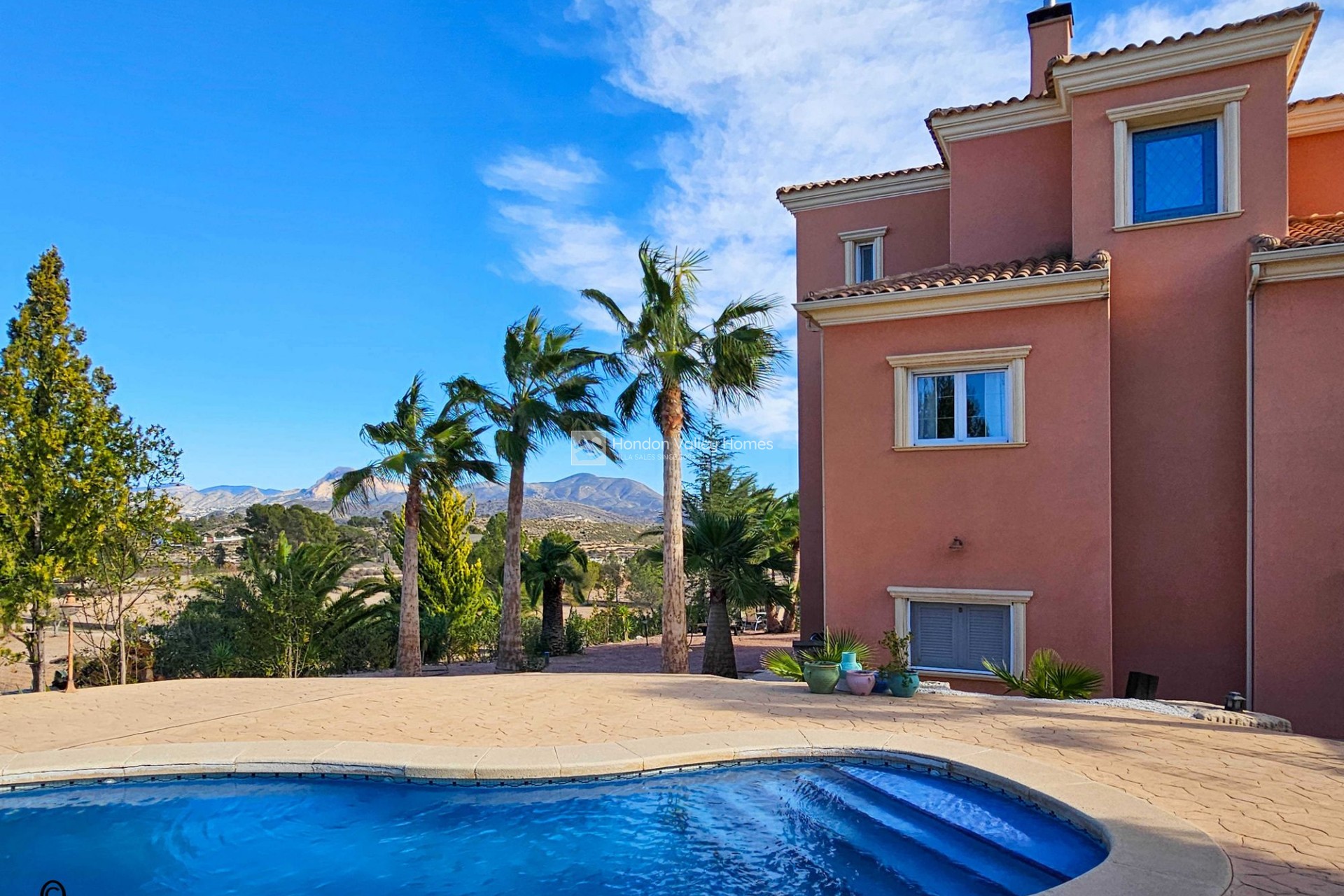 Resale - Villa - Monovar