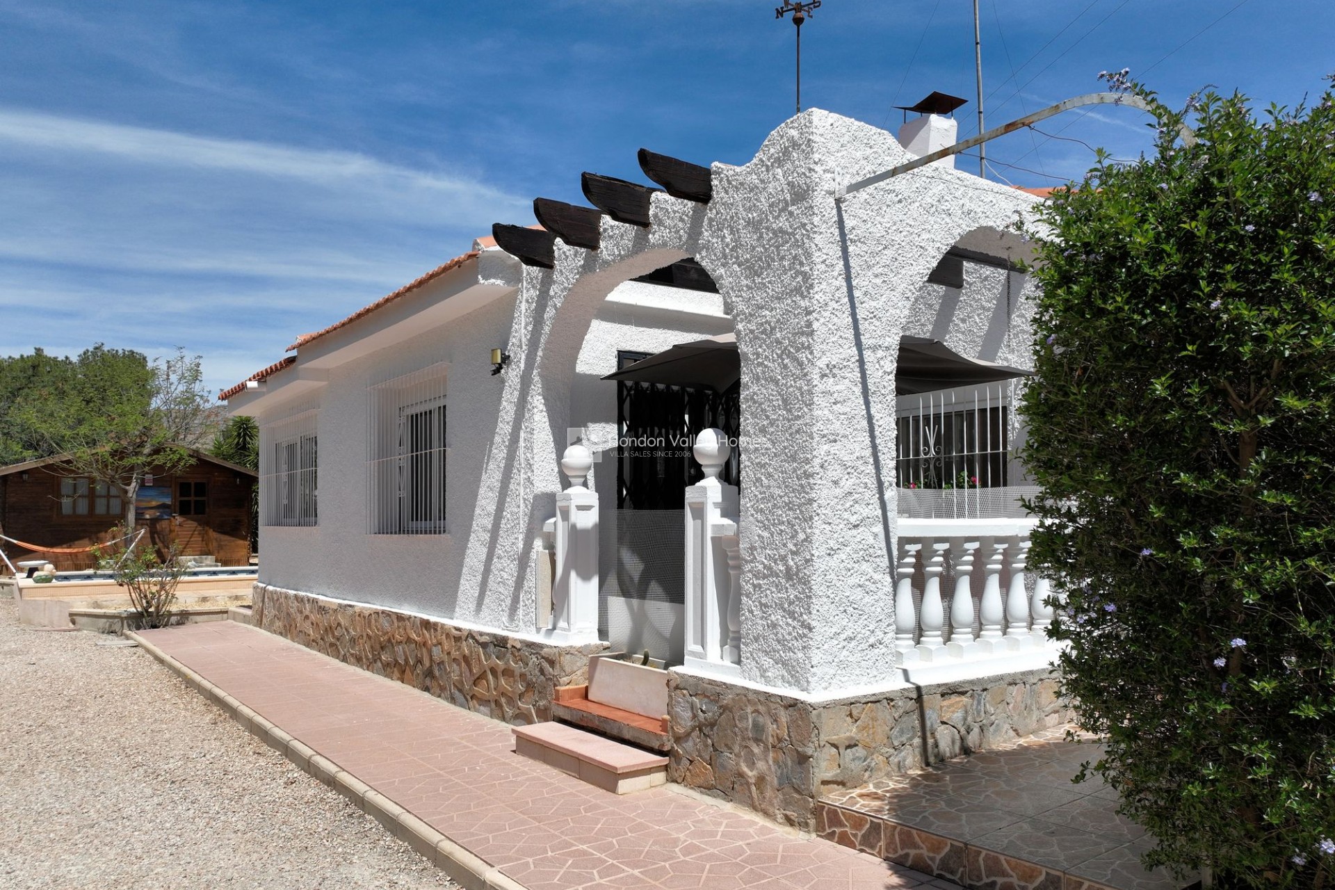 Resale - Villa - Moralet