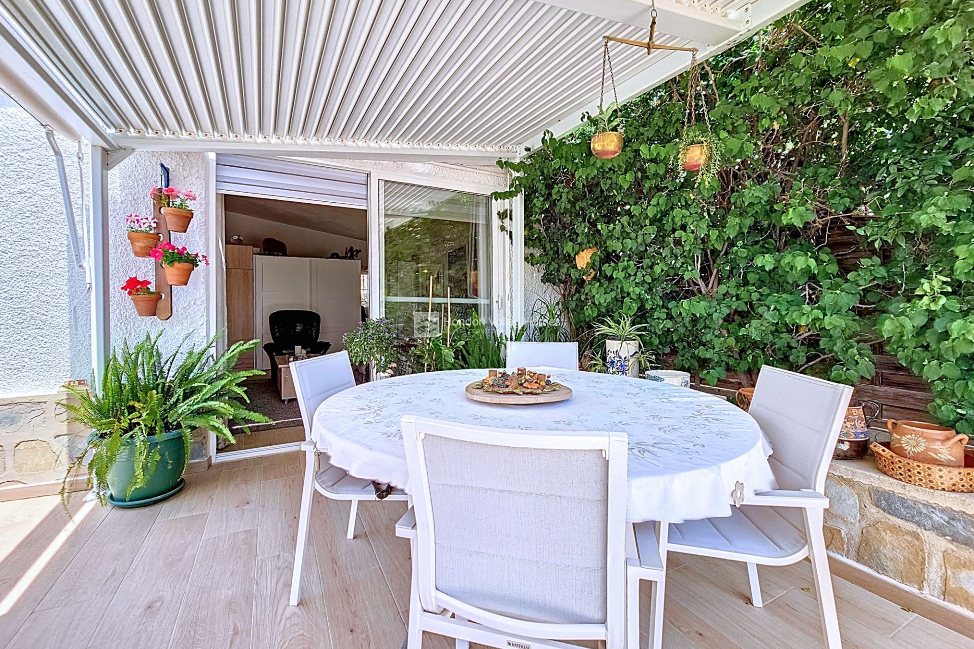 Resale - Villa - Moralet