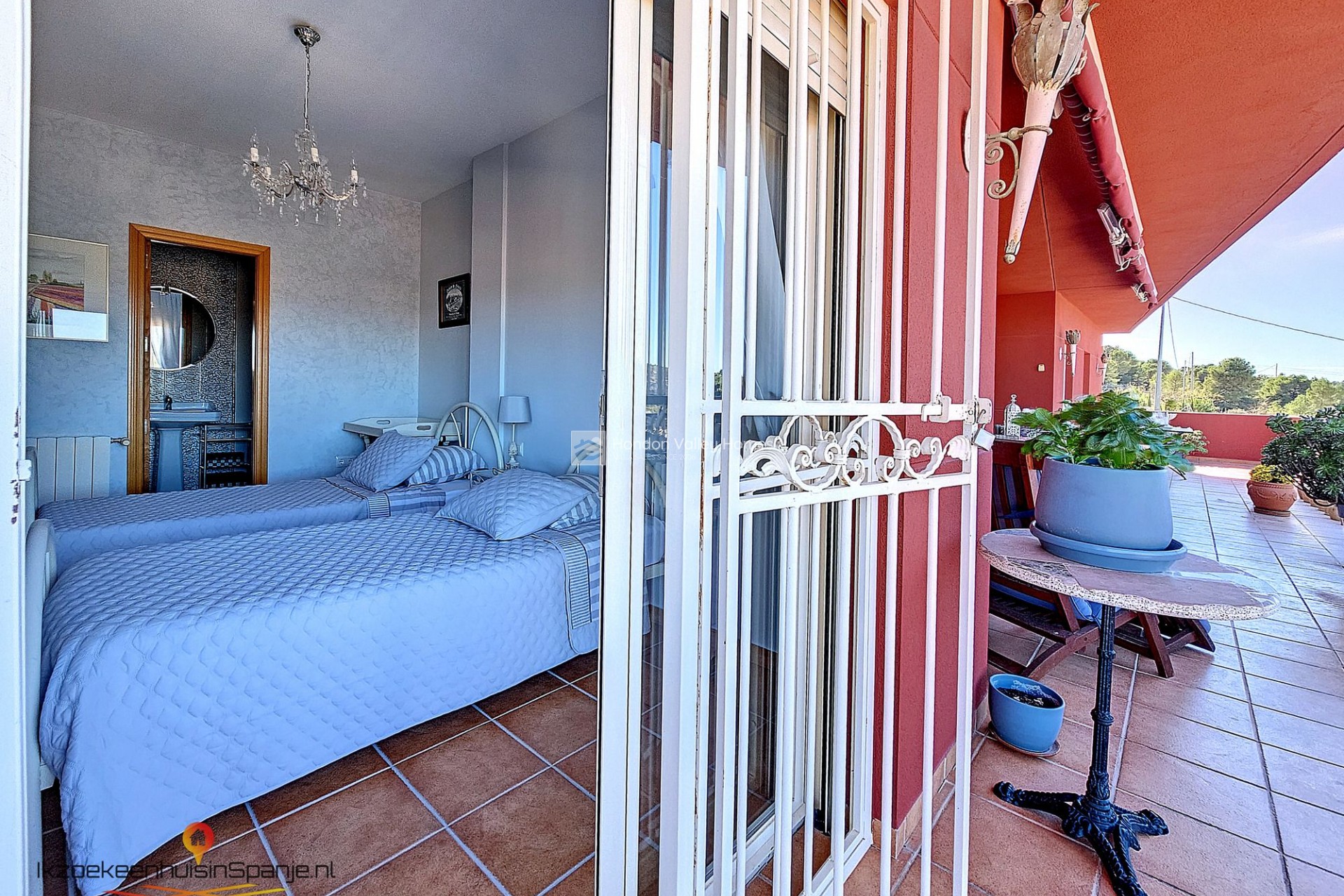Resale - Villa - Pinoso