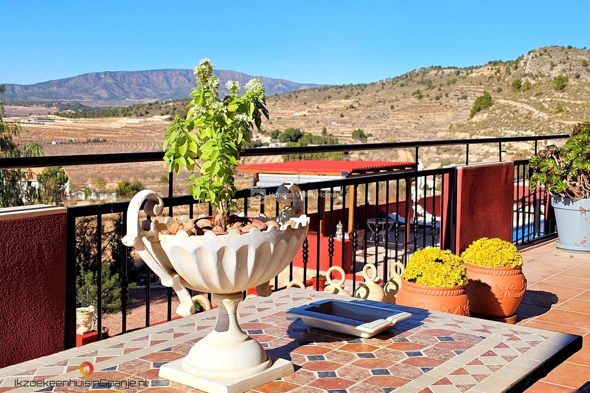 Resale - Villa - Pinoso