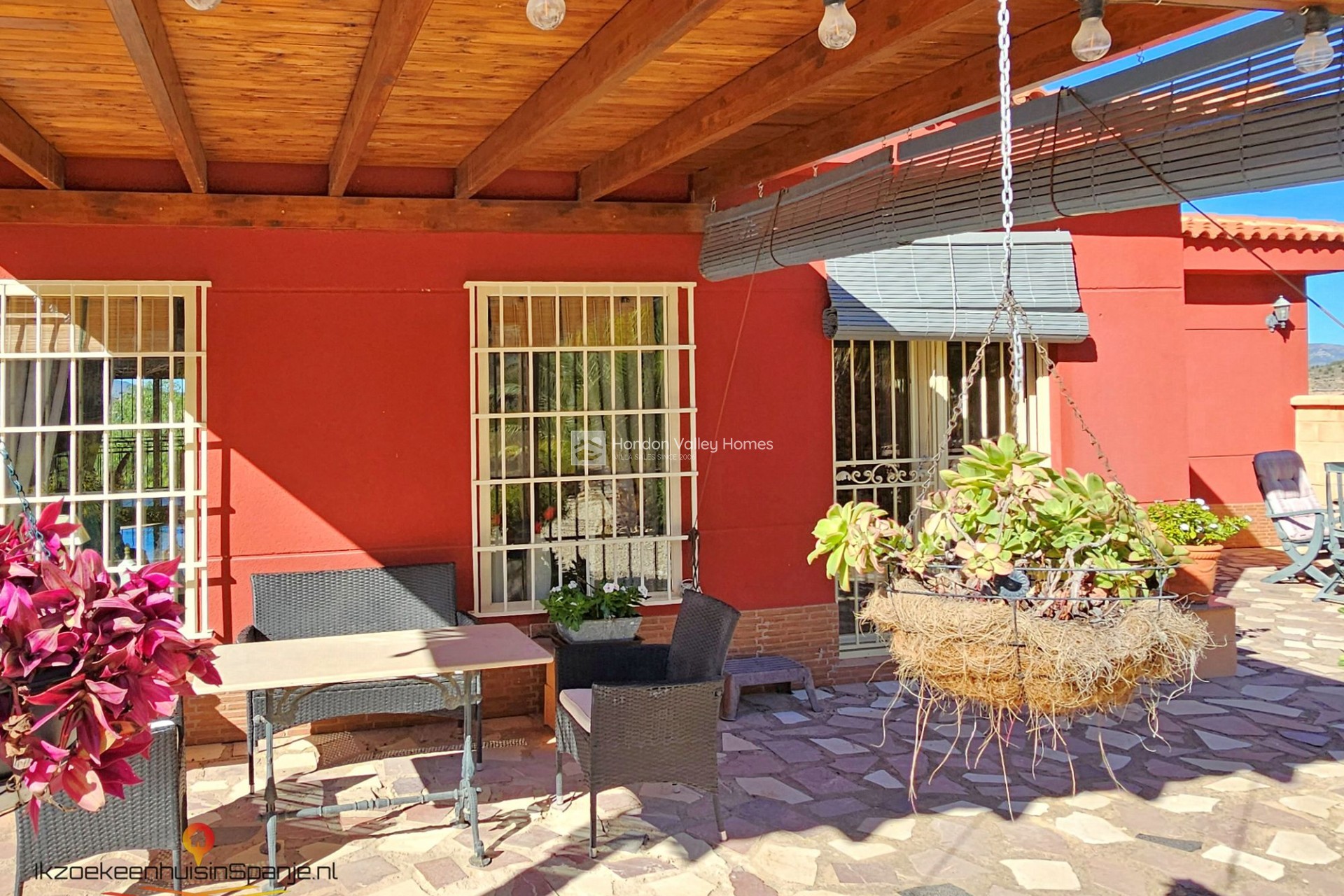 Resale - Villa - Pinoso