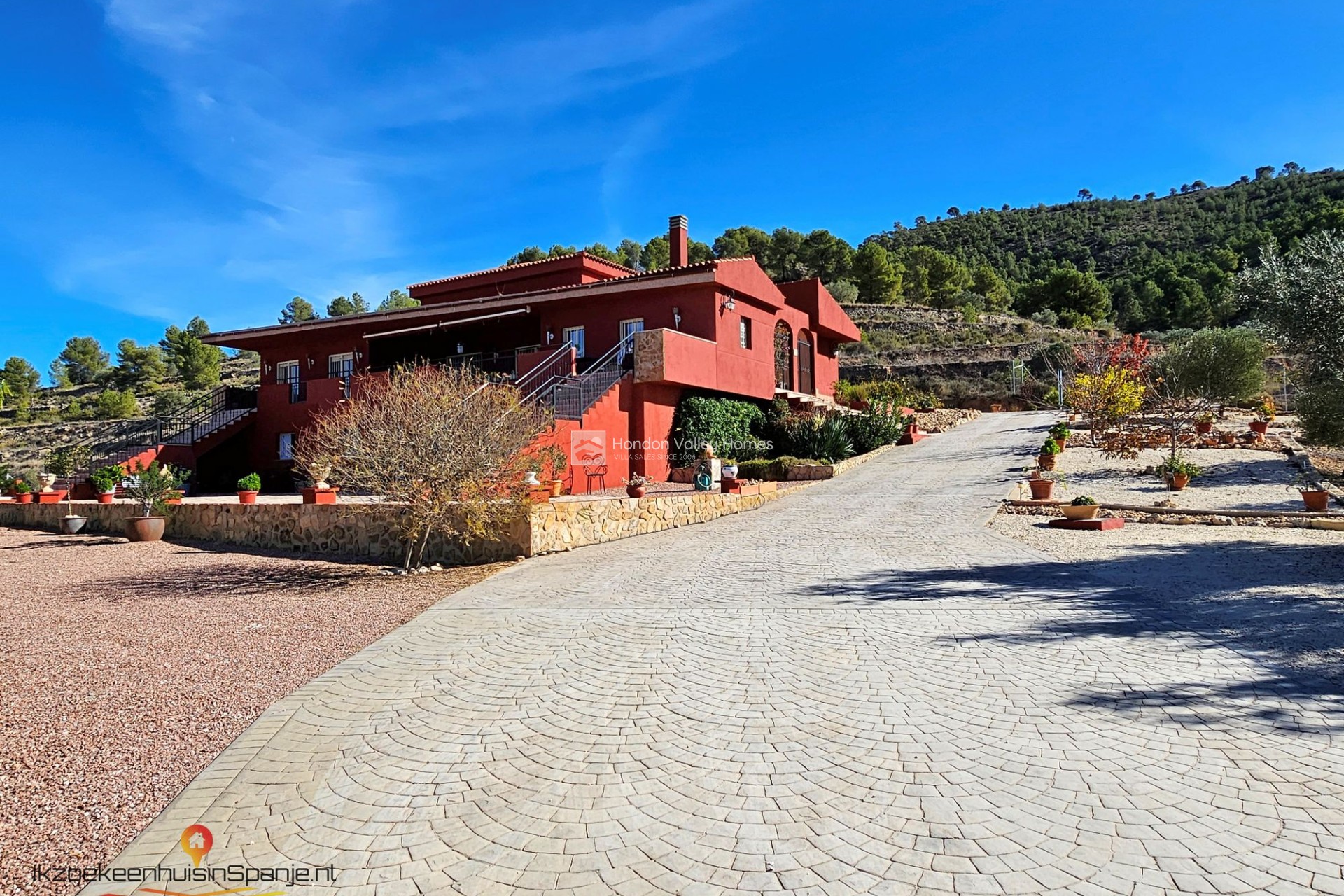 Resale - Villa - Pinoso