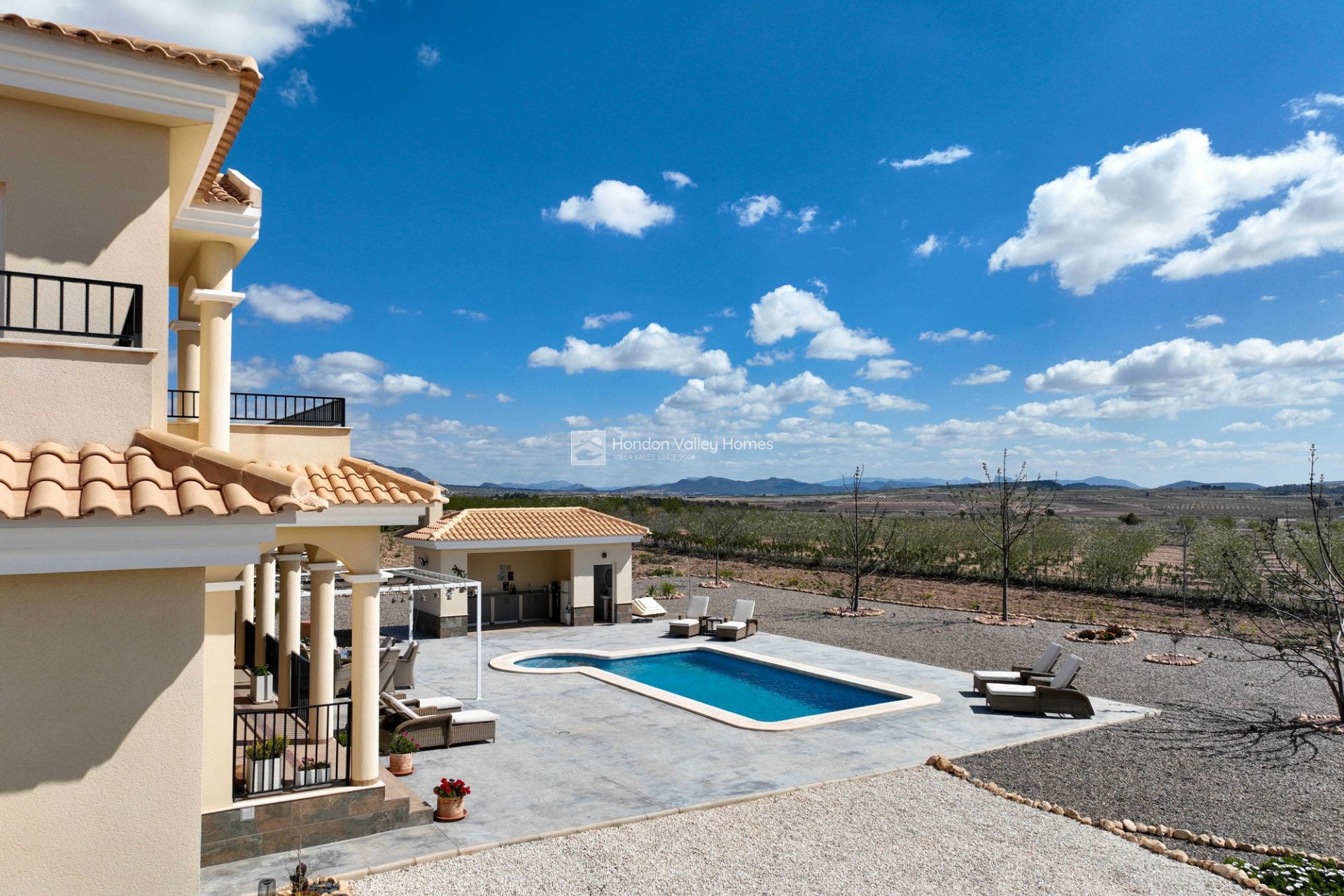 Resale - Villa - Pinoso