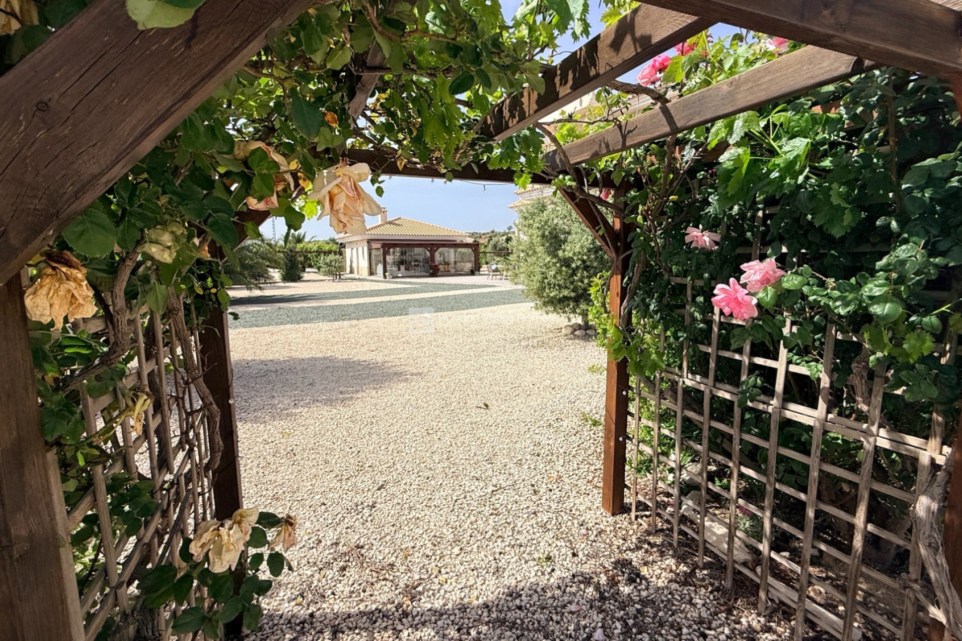 Resale - Villa - Pinoso