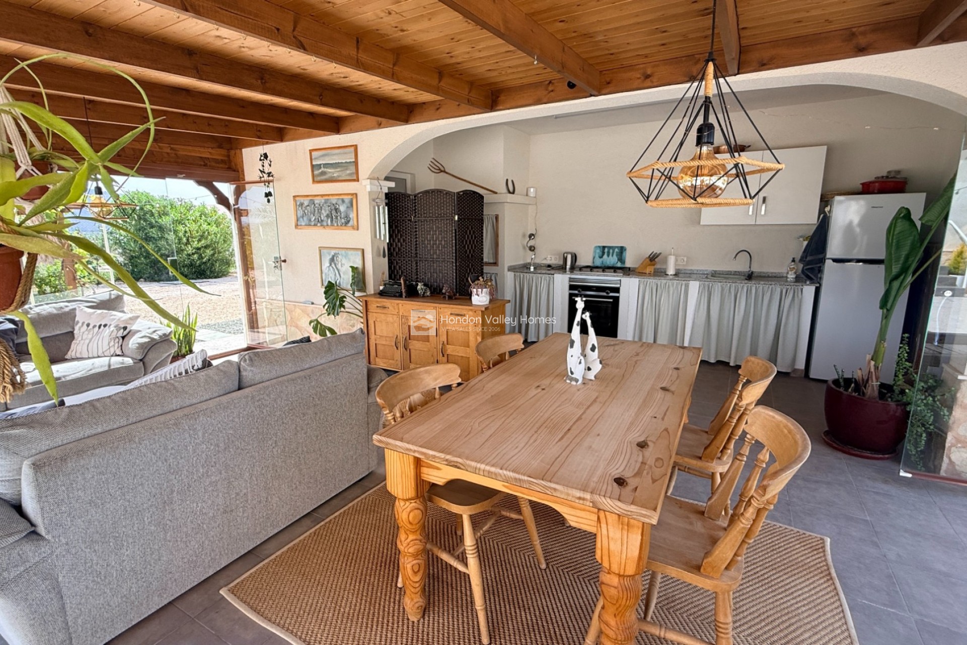 Resale - Villa - Pinoso