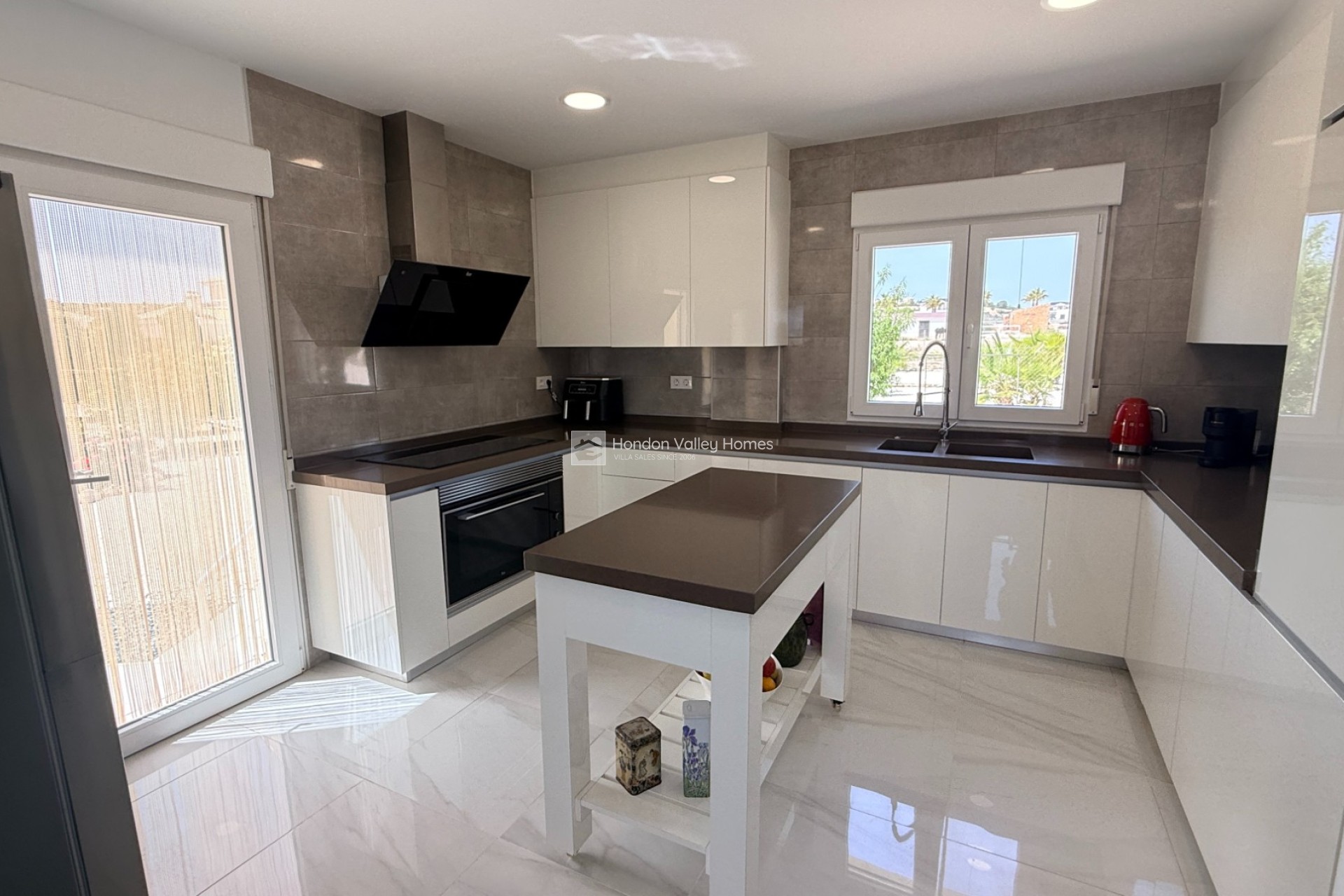 Resale - Villa - Pinoso