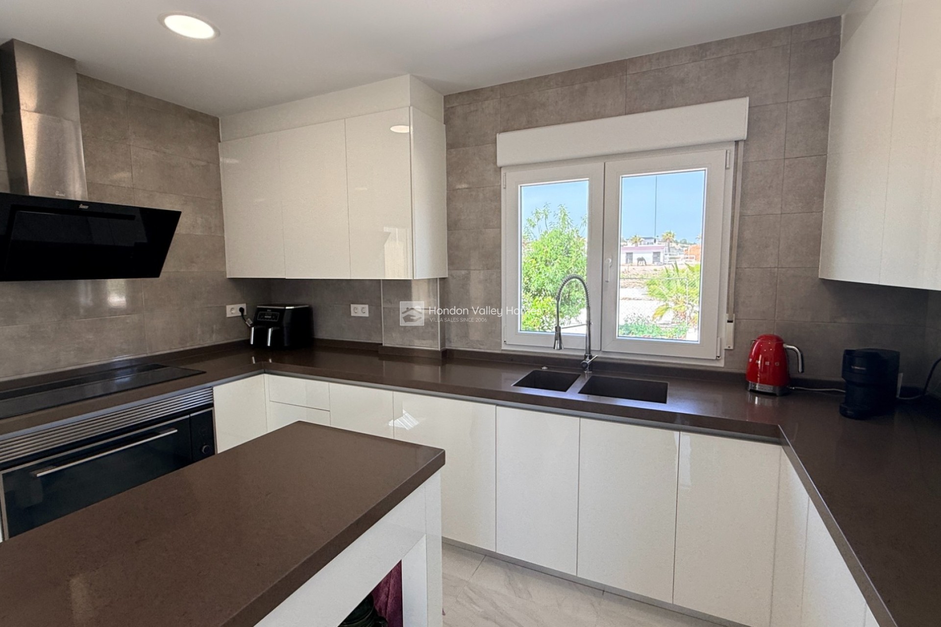 Resale - Villa - Pinoso