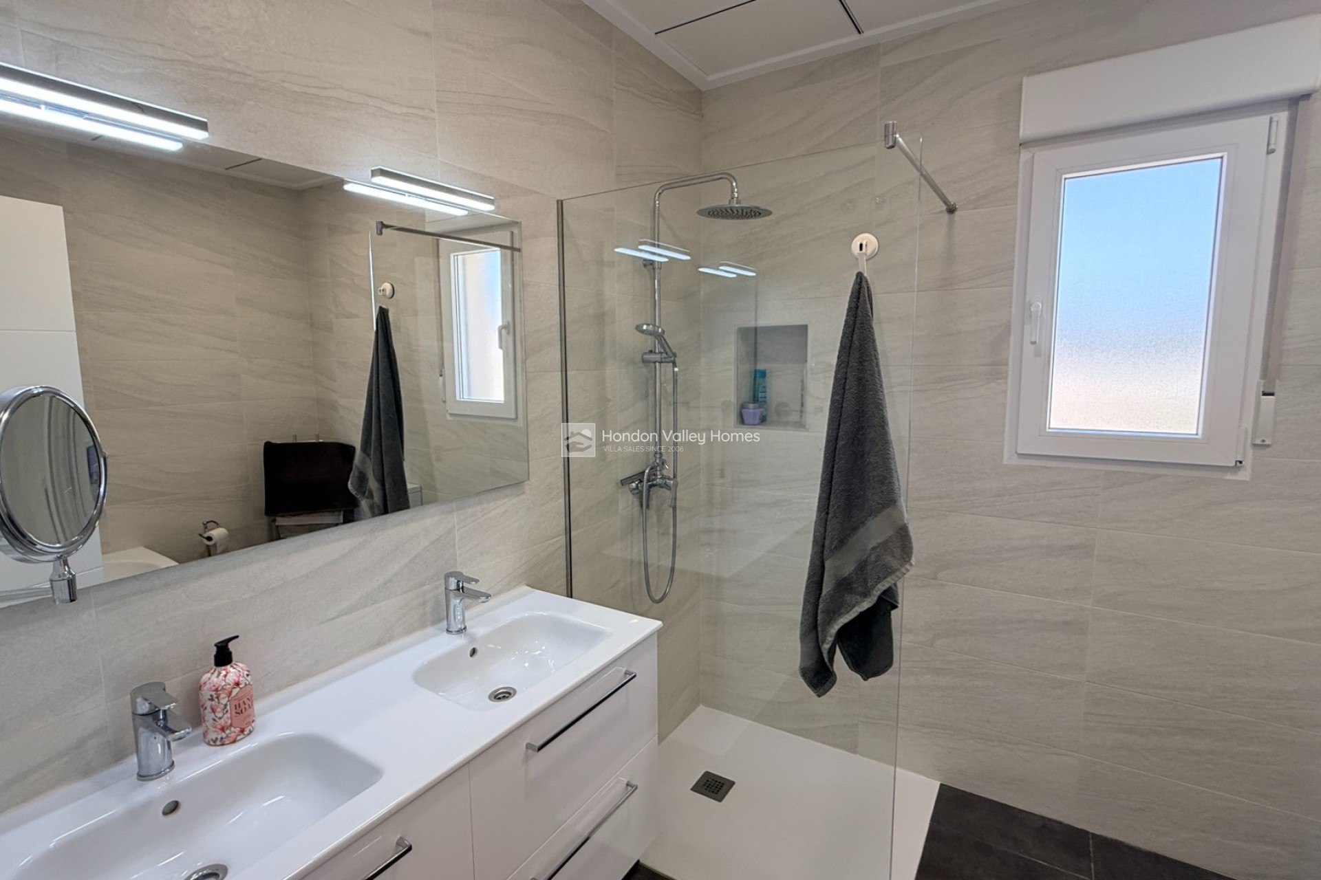 Resale - Villa - Pinoso