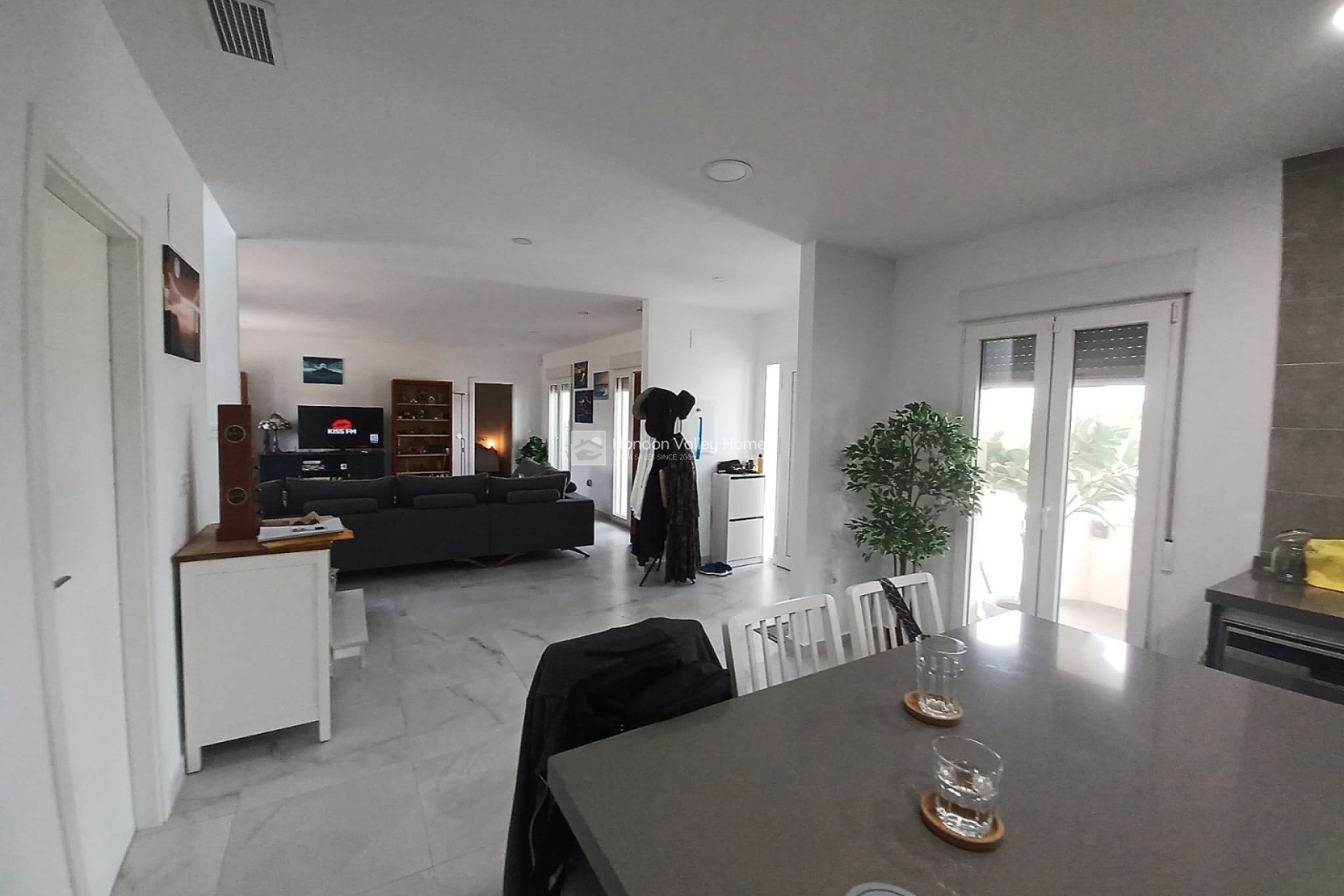 Resale - Villa - Pinoso