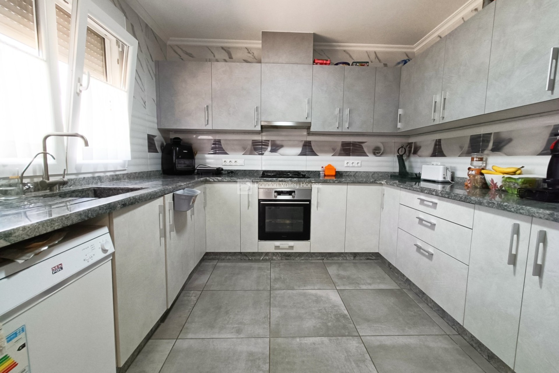 Resale - Villa - Pinoso