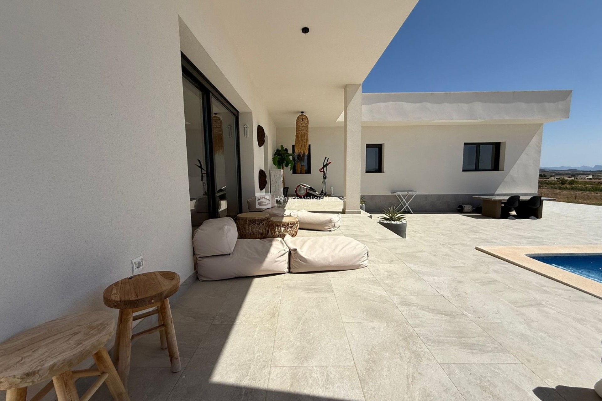 Resale - Villa - Pinoso