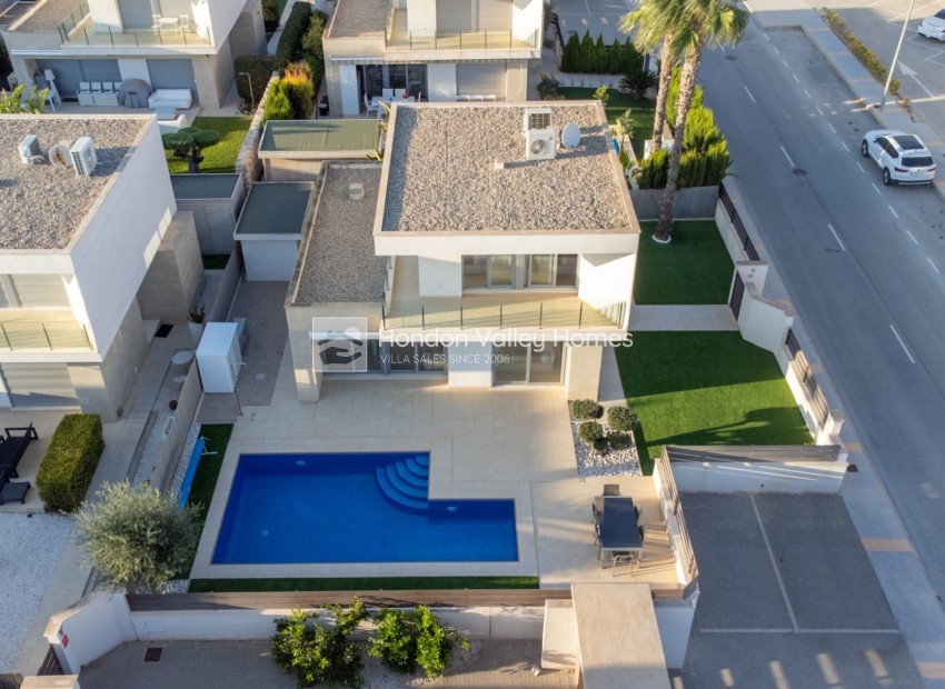 Resale - Villa - San Miguel de Salinas - Vistabella Golf