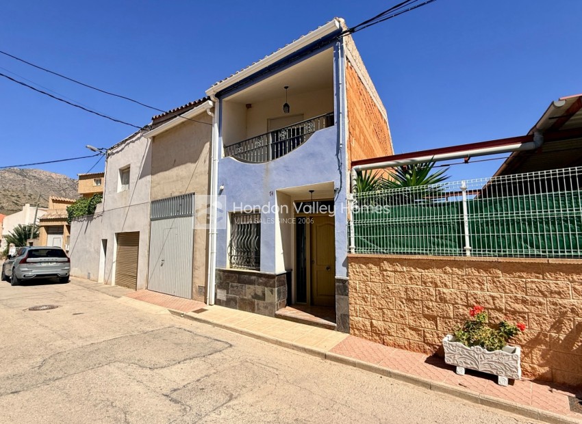 Reventa - 2. Town house - El Canton