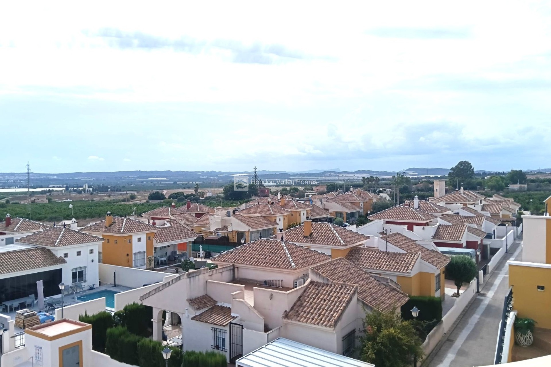 Reventa - Apartamento / piso - Los Montesinos - Urbanizacion montesol