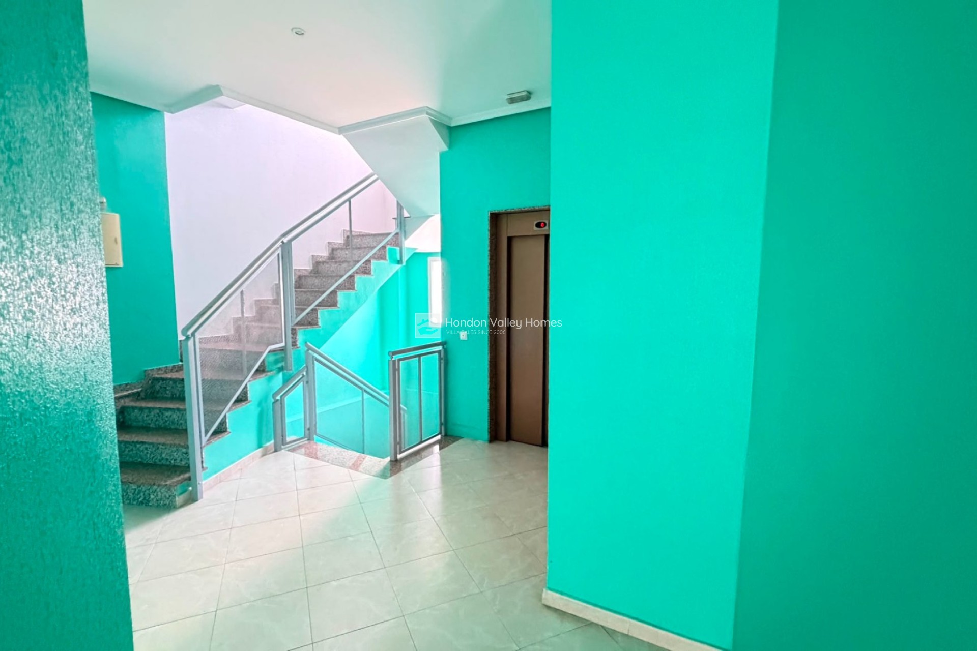 Reventa - Apartamento / piso - Los Montesinos