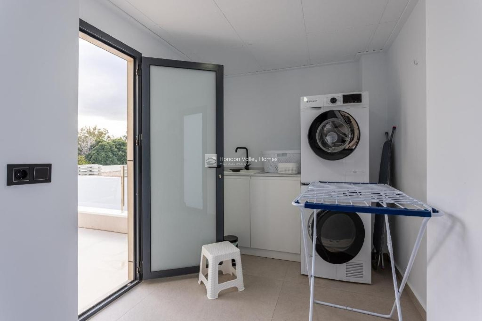 Reventa - Detached Villa - Dolores