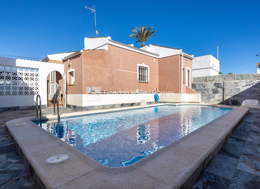 Reventa - Detached Villa - Torrevieja - Urbanización San Luis