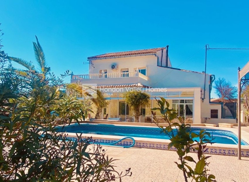 Reventa - Manor house - El Canton