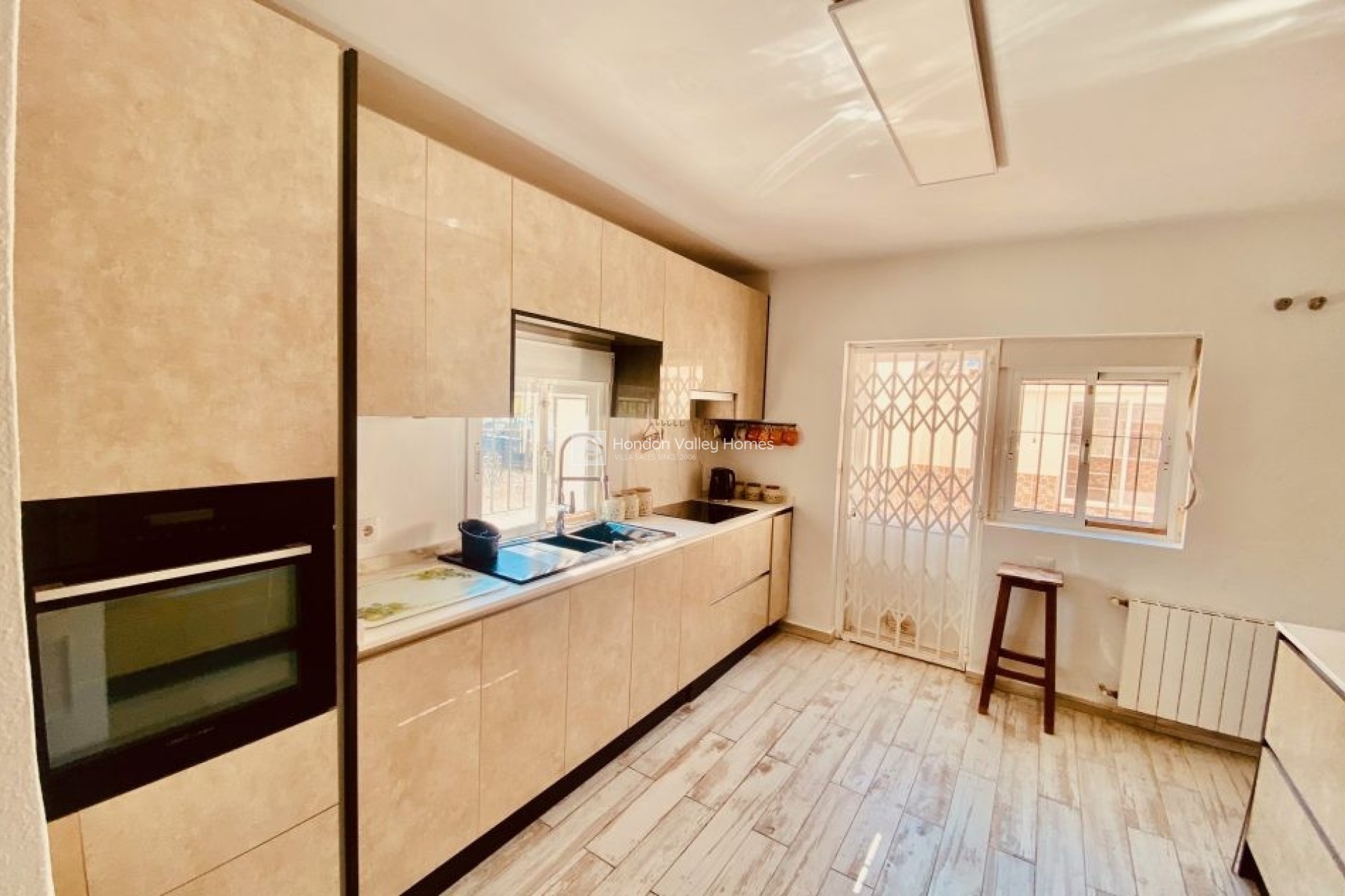 Reventa - Manor house - El Canton