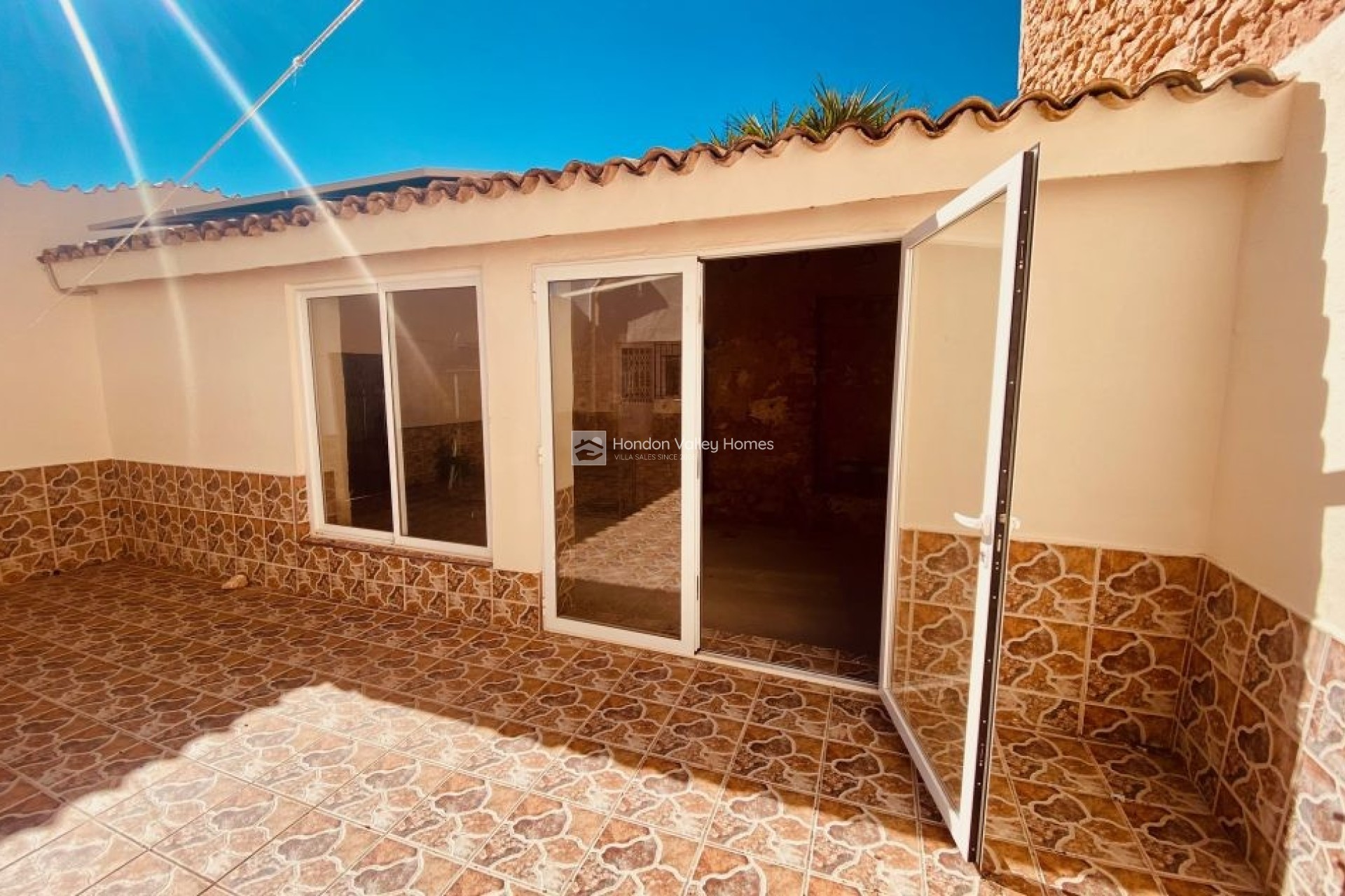 Reventa - Manor house - El Canton