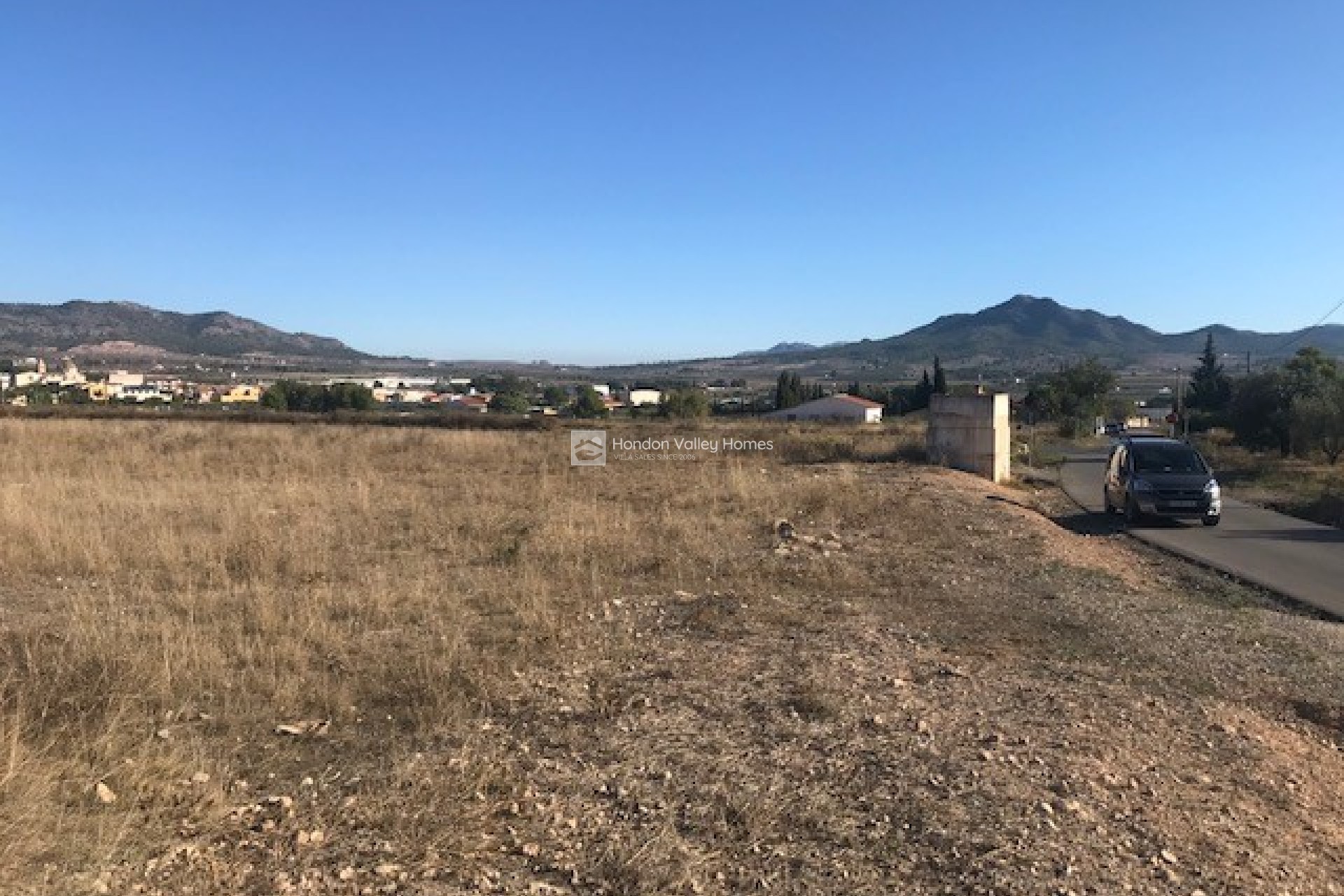Reventa - Plot - Salinas