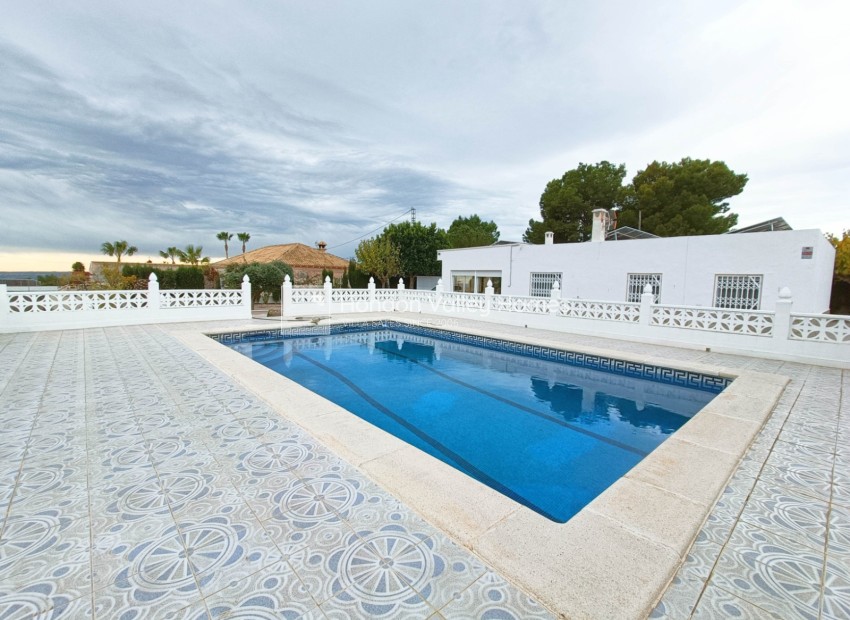 Reventa - Villa - Albatera