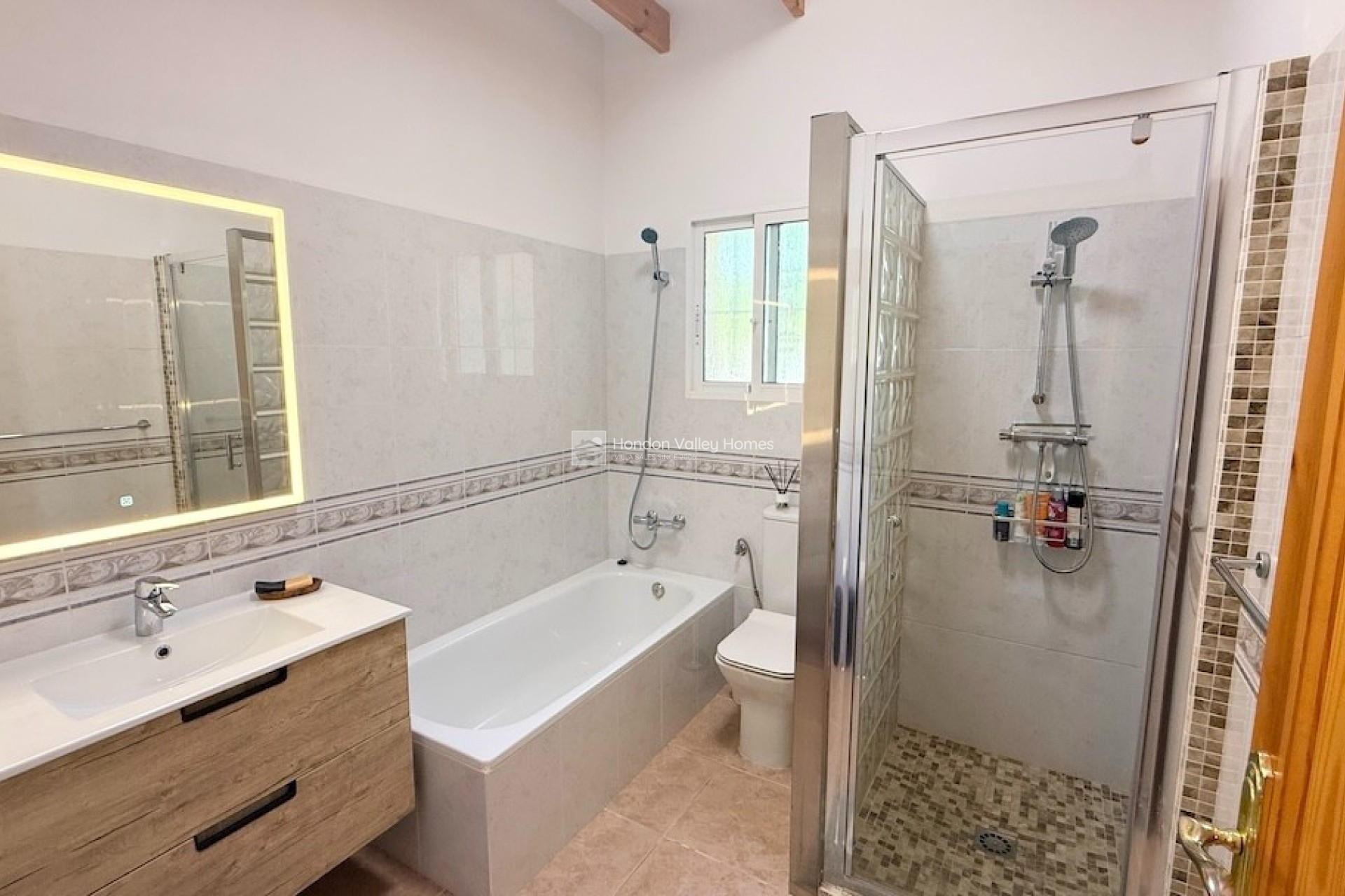 Reventa - Villa - Barbarroja