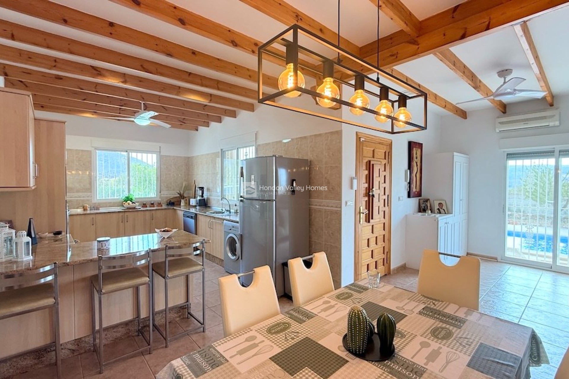 Reventa - Villa - Barbarroja