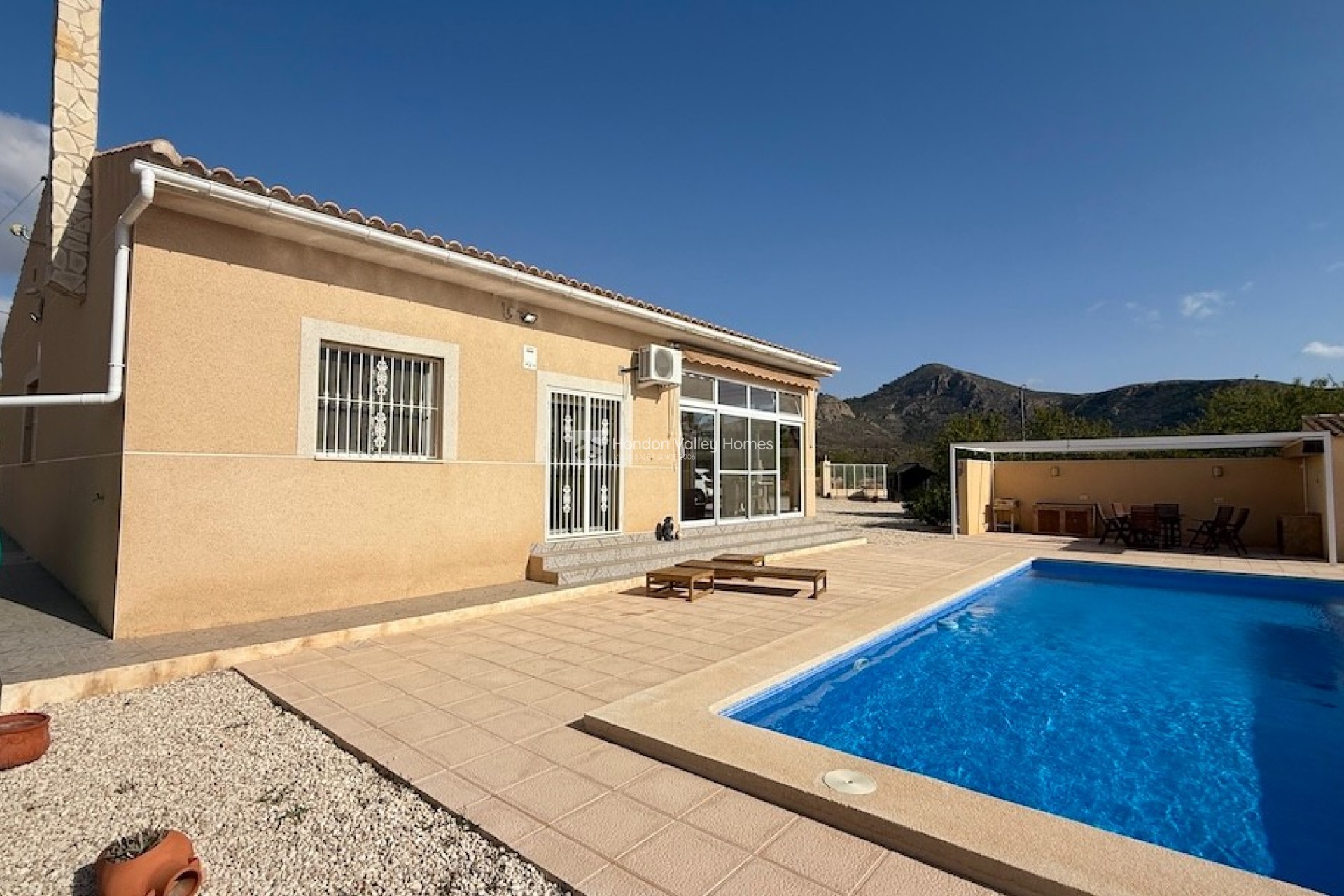Reventa - Villa - Barbarroja