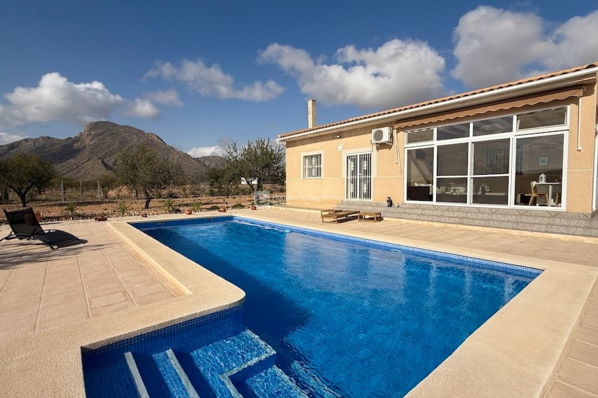 Reventa - Villa - Barbarroja