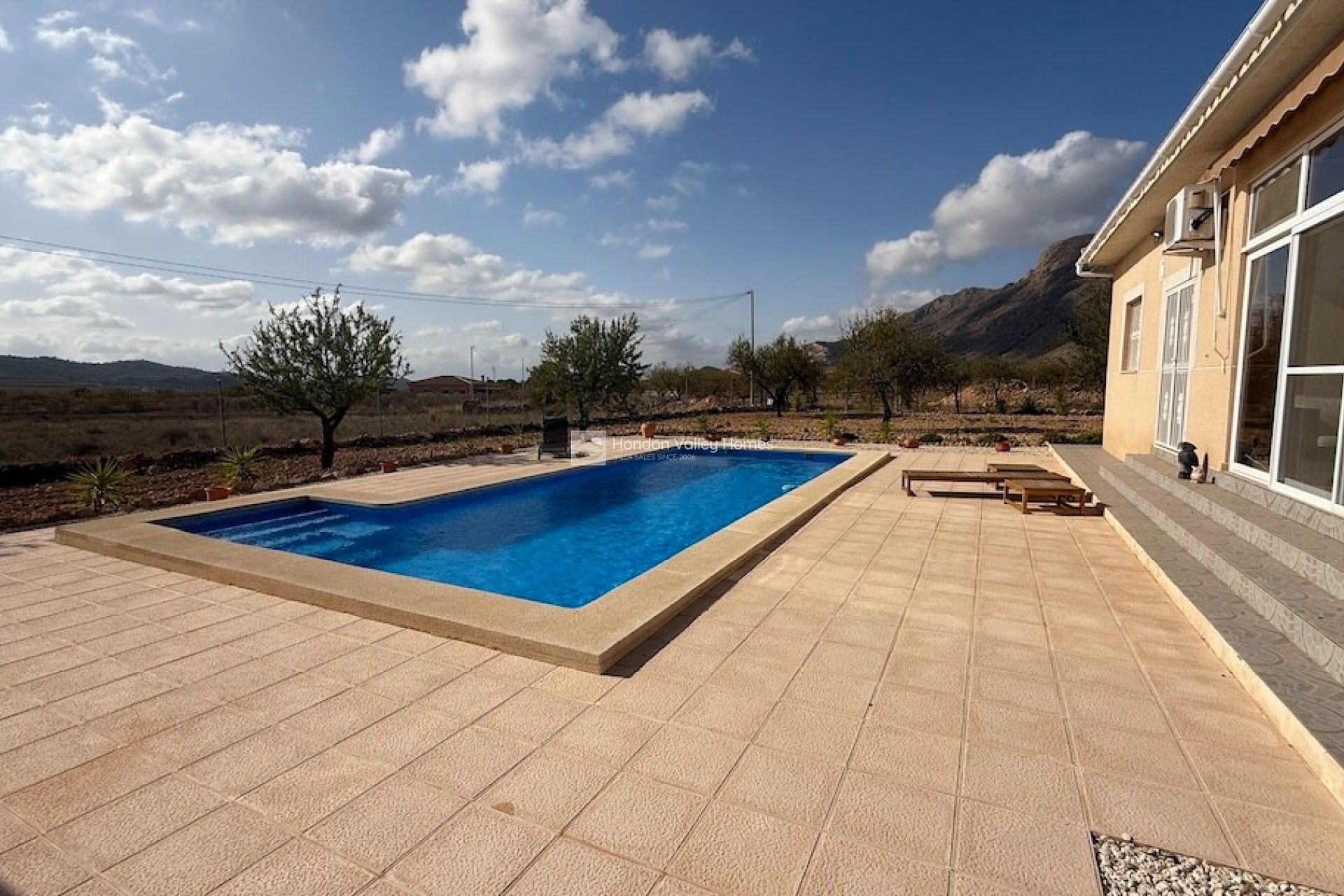 Reventa - Villa - Barbarroja