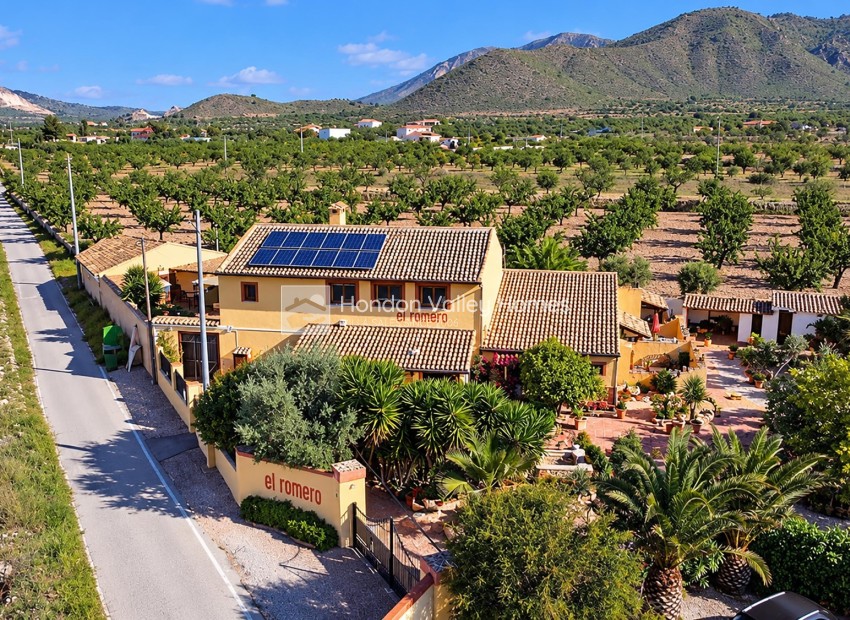 Reventa - Villa - Barbarroja