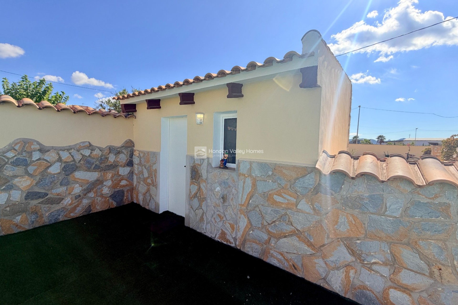 Reventa - Villa * - Barinas