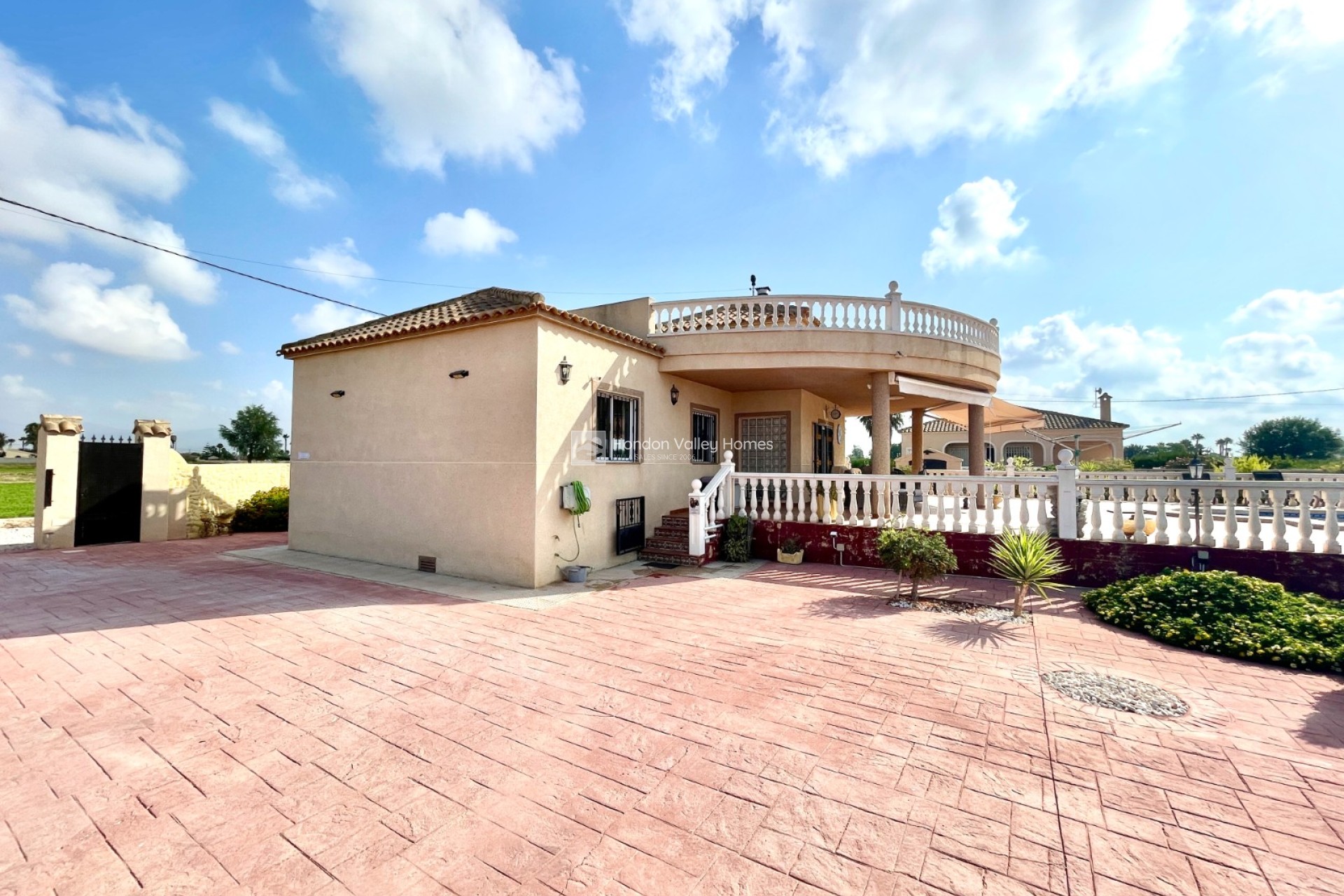 Reventa - Villa - Catral
