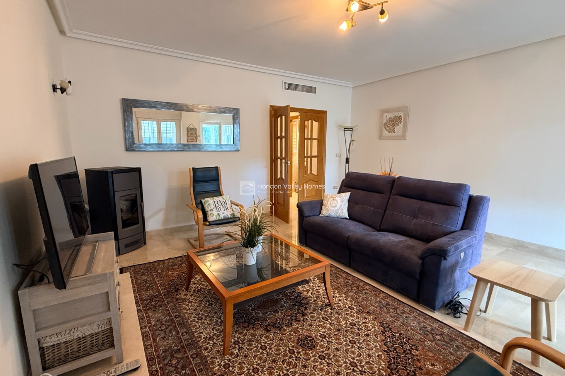 Reventa - Villa - Detached - Hondón de las Nieves